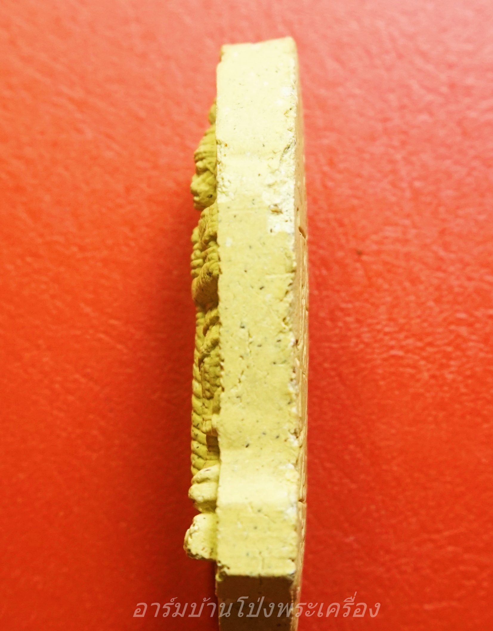 ท้าวเวสสุวรรณเนื้อผง วัดล่าง อ.บางปะกง จ.ฉะเชิงเทรา เนื้อผง สีครีม(องค์ที่1)