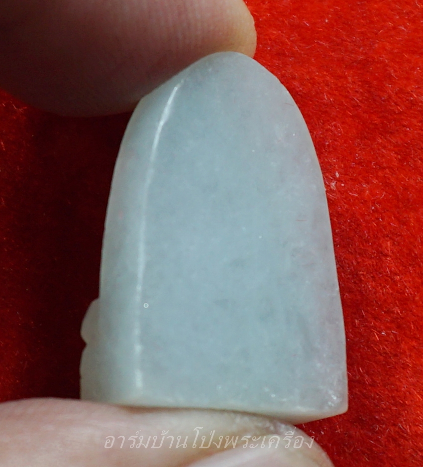 หลวงพ่อขันธ์ วัดพระศรีอารย์ พระหยกขาว พร้อมกล่องเดิม(องค์ที่7)