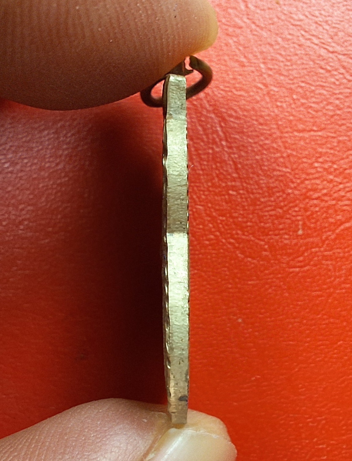 หลวงพ่อเกลี้ยง วัดเขาใหญ่ จ.กาญจนบุรี เหรียญเสมา รุ่นสอง เนื้ออัลปาก้า(องค์ที่1)