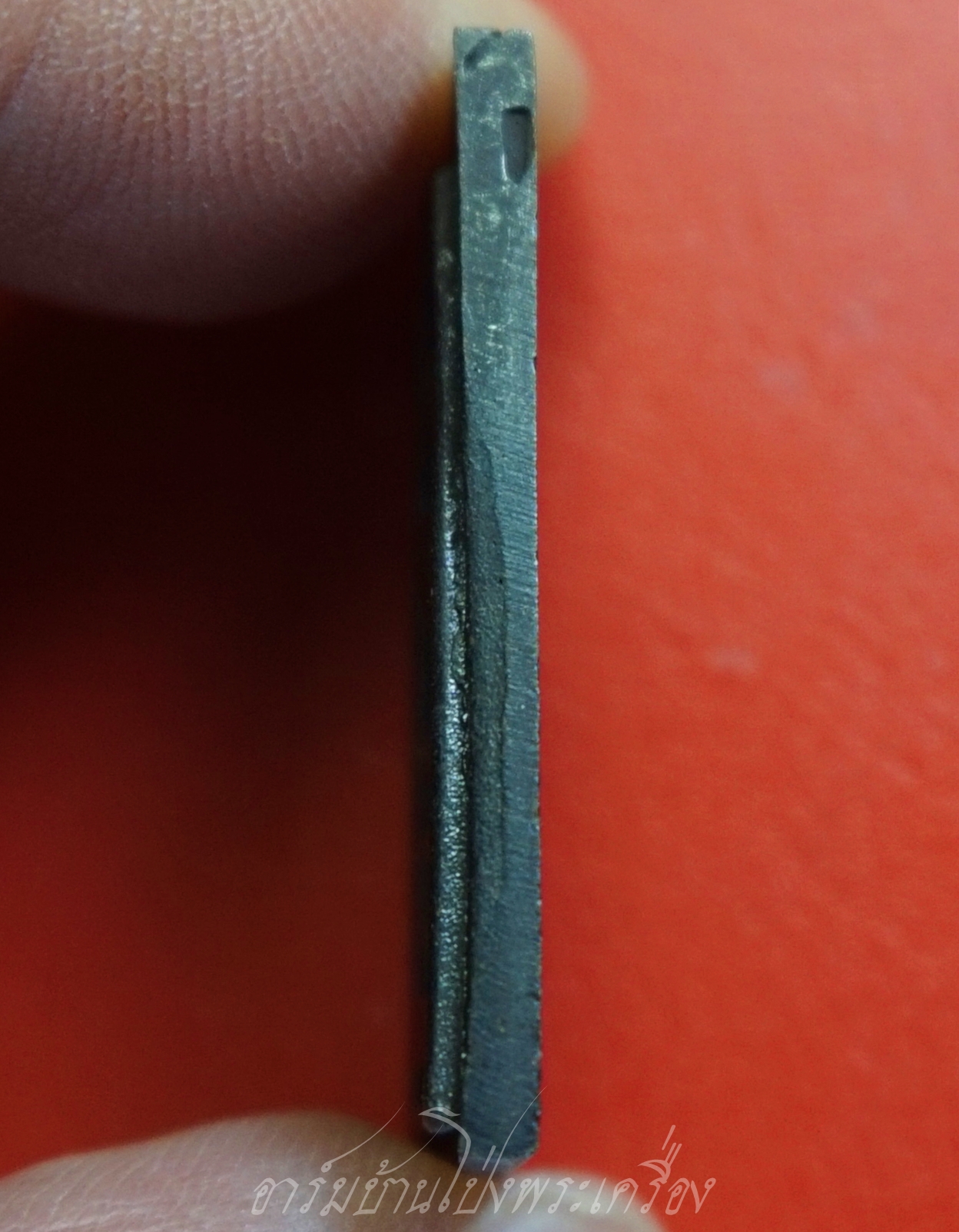 หลวงพ่อคูณ วัดบ้านไร่ สมเด็จ ลาภผล คูณทวี เสาร์๕ ปีระกา ๓๖ เนื้อโลหะ(องค์ที่1)