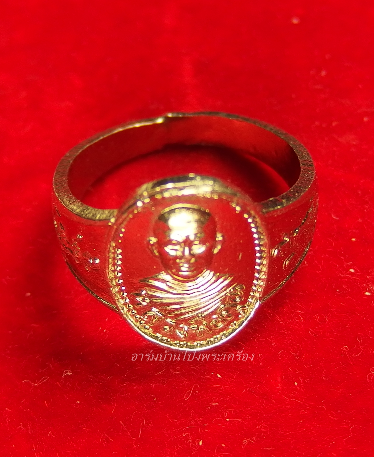 หลวงพ่อคูณ วัดจอมบึง แหวนนางกวัก(วงที่2)