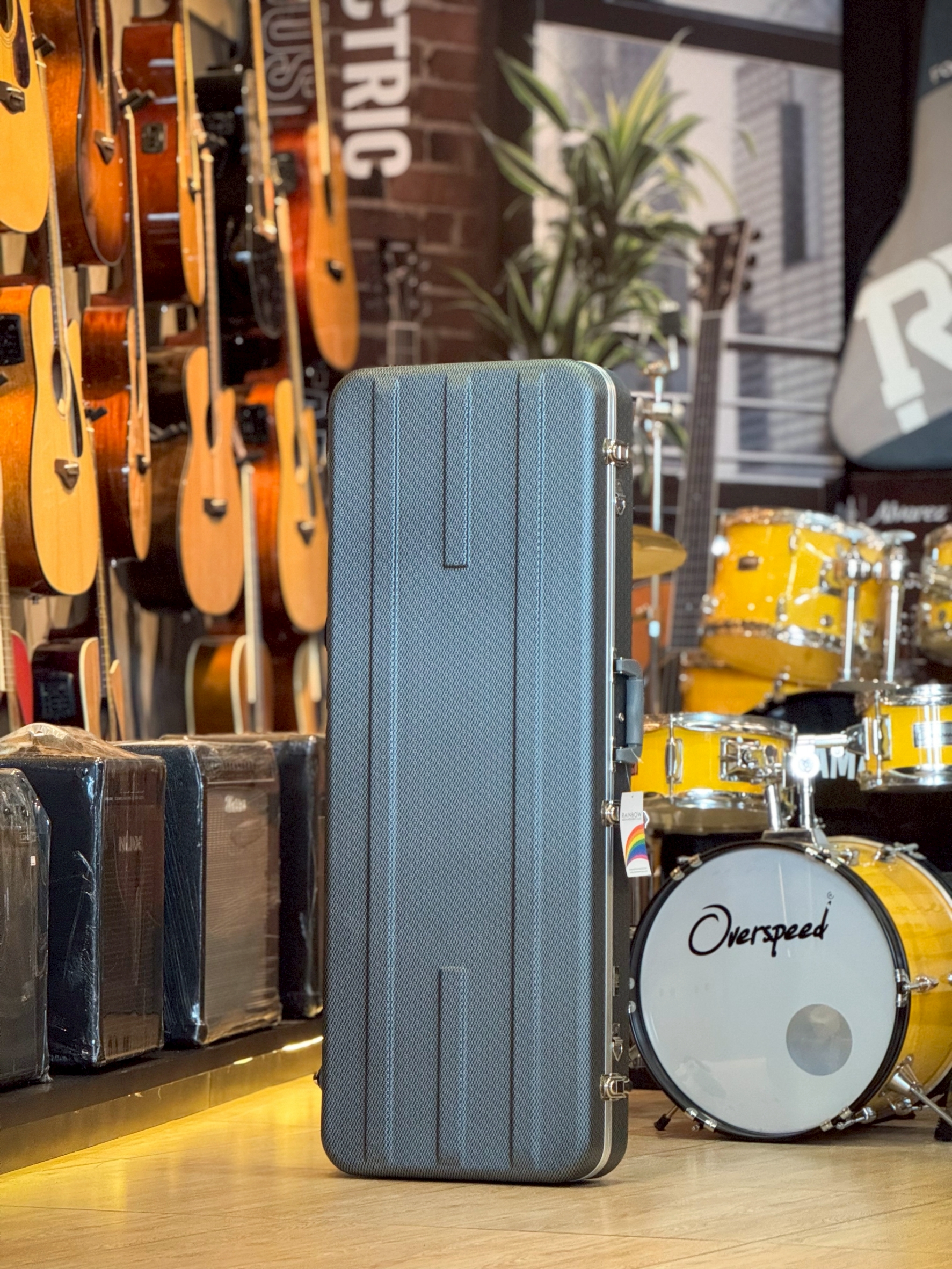 ฮาร์ดเคสกีตาร์ไฟฟ้า Rainbow รุ่น RAS-RT-SG พรมกำมะหยี่สีเทา วัสดุทนทานแข็งแรง Electric guitar case