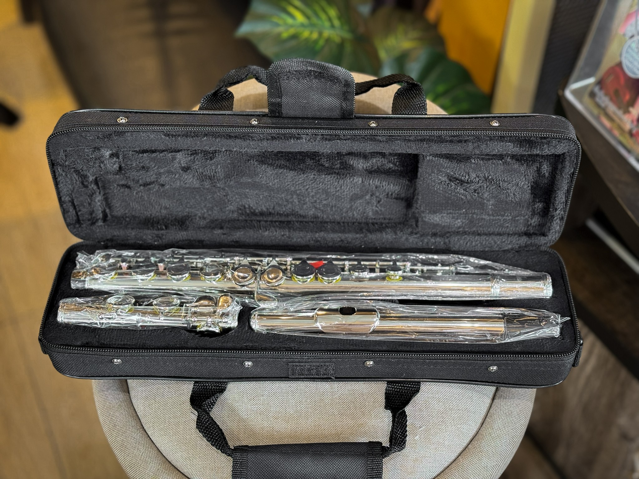 ฟลูต Flute สีเงิน Muslady งานโครเมี่ยม พร้อมกล่องบุกำมะหยี่ เครื่องเป่า งานมาตรฐานเหมาะกับการเรียน