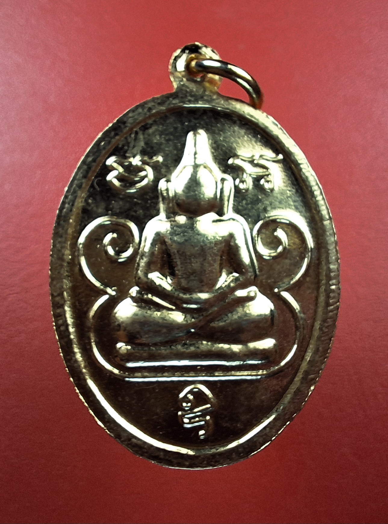 หลวงพ่อปาน วัดบางนมโค ออกวัดศาลพันท้ายนรสิงห์ หลังพระพุทธ ปี๒๕๕๖ เนื้อกะไหล่ทอง(องค์ที่2)