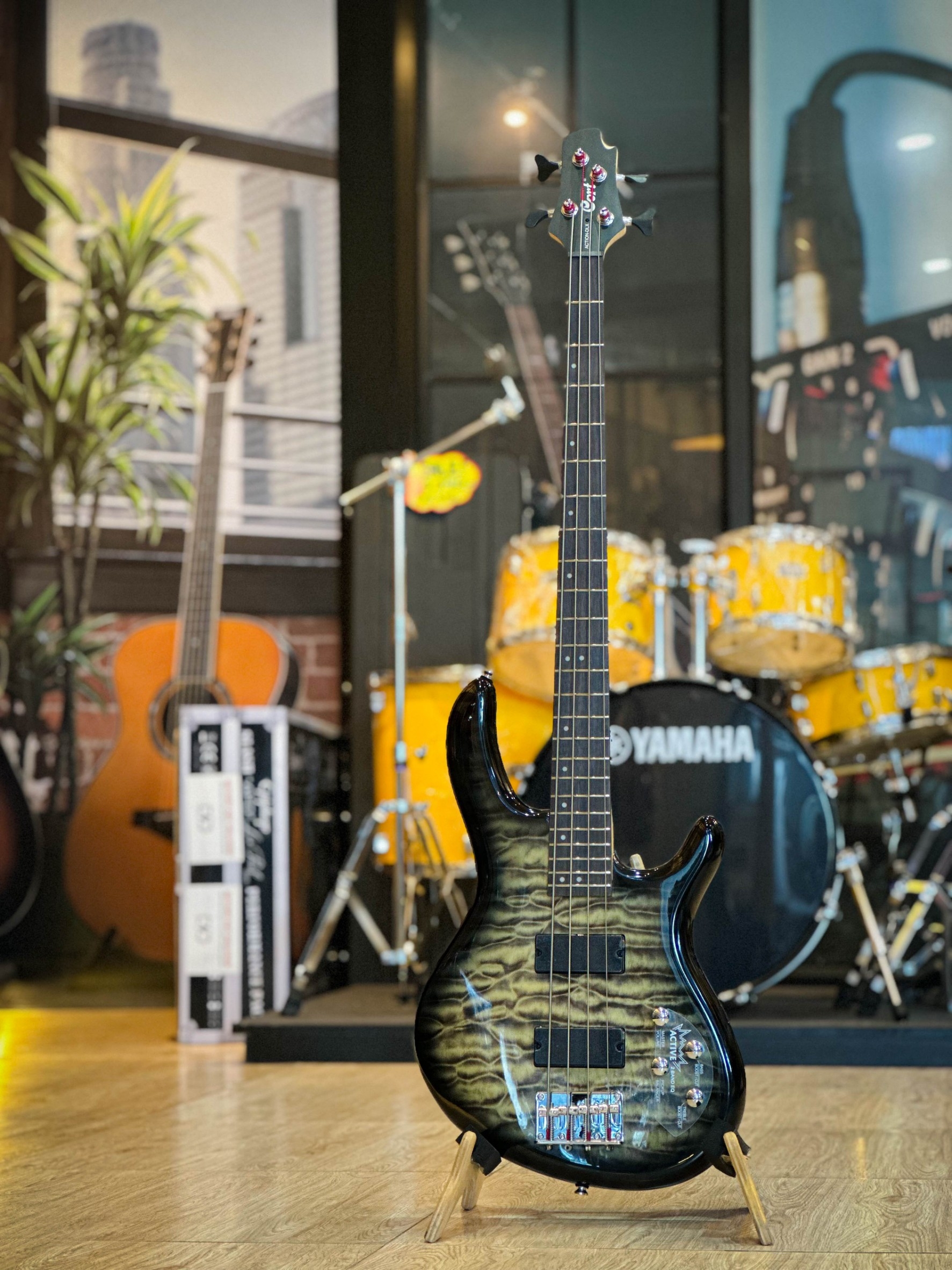 เบสไฟฟ้า Cort Action Deluxe เบสไฟฟ้า 4 สาย Active Bass เซตตู้แอมป์ TB-15 สี Grey ฟรี สายแจ็ค