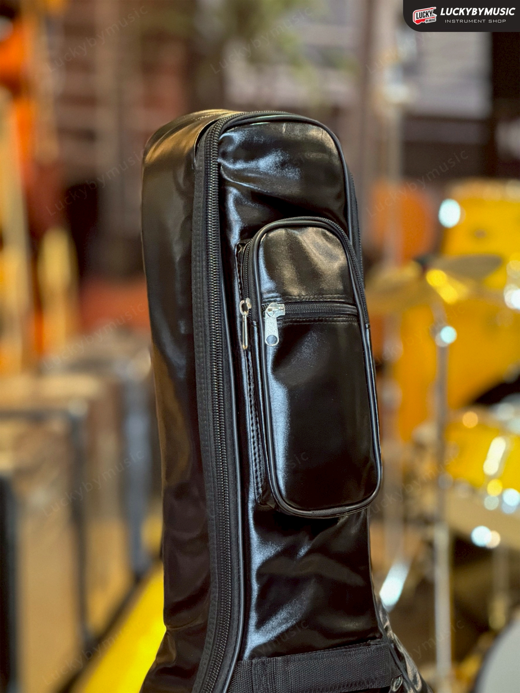 TAKANE กระเป๋ากีตาร์โปร่ง พร้อมหมอนรองคอ ขนาดมาตรฐานขนาด 41" (สีดำ) แบบหนังอย่างดี บุฟองน้ำ 12 มิล. ซิปอย่างดี มีหูหิ้ว