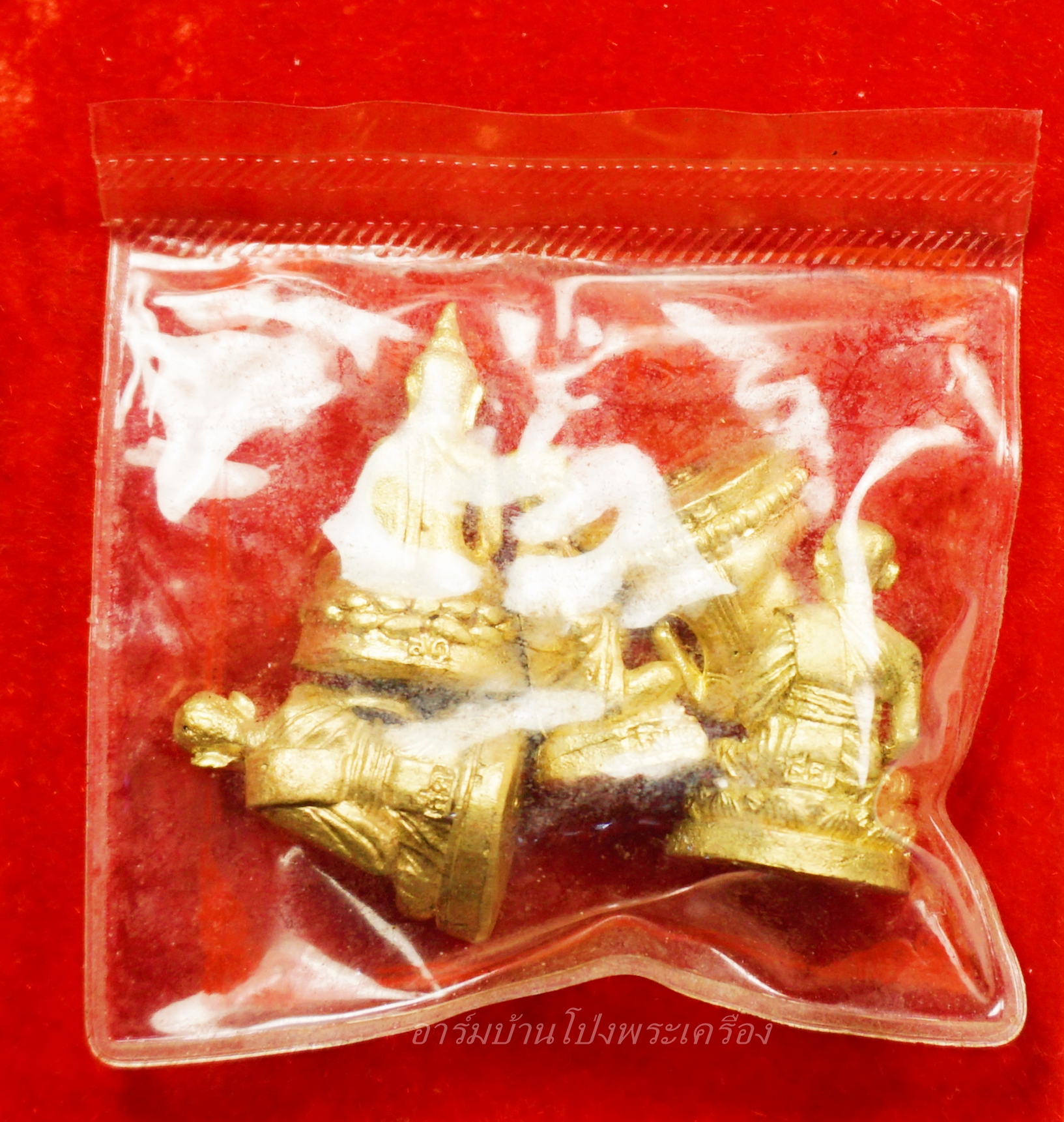 กริ่งศีล 5 วัดบพิตรพิมุข(เชิงเลน) ปี46 1 ชุดมี 5 องค์ ประกอบด้วย สมเด็จฯโต หลวงปู่ทวด หลวงปู่ไข่ พระพุทธอรหัง หลวงพ่อโต ปลุกเสกโดยพระเกจิ 227 รูป เท่ากับศีลของพระ โดยมีการนิมนต์พระเกจิแต่ละจังหวัดทุกขังหวัดมาร่วมนั่งปรกด้วย(ชุดที่2)