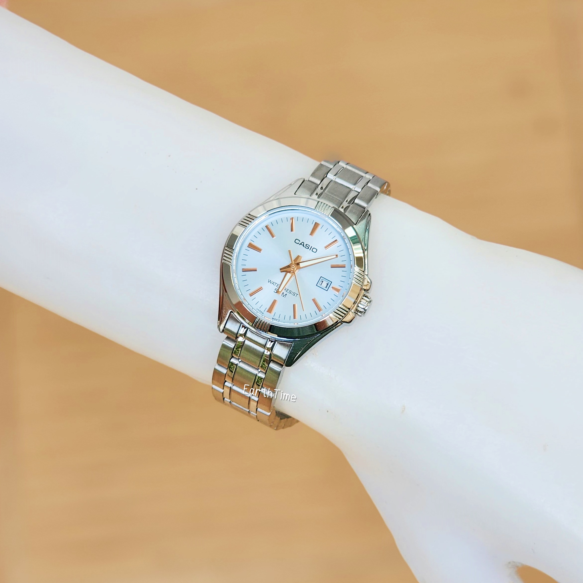 CASIO WOMEN STANDARD รุ่น LTP-1308D-2A