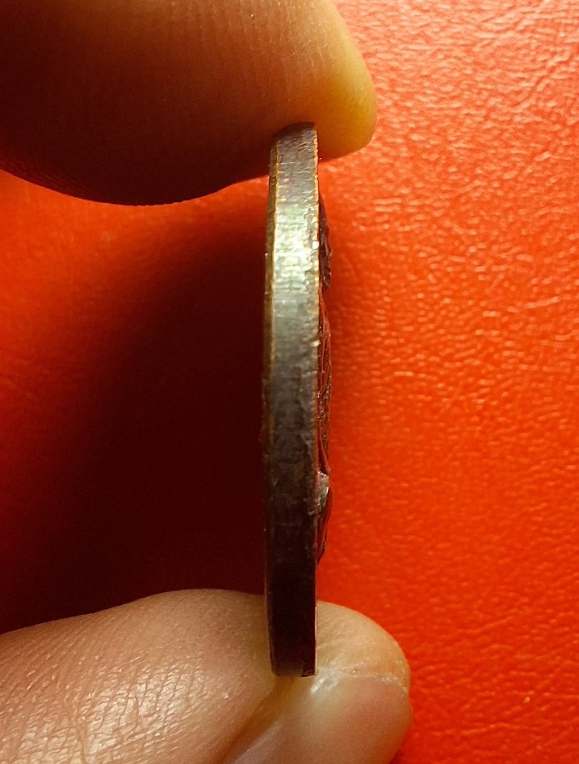 หลวงพ่อเงิน วัดท้ายน้ำ หลังหลวงพ่อเดิม เหรียญขวัญถุง ปี๒๕๒๖ เนื้อทองแดง(องค์ที่1)