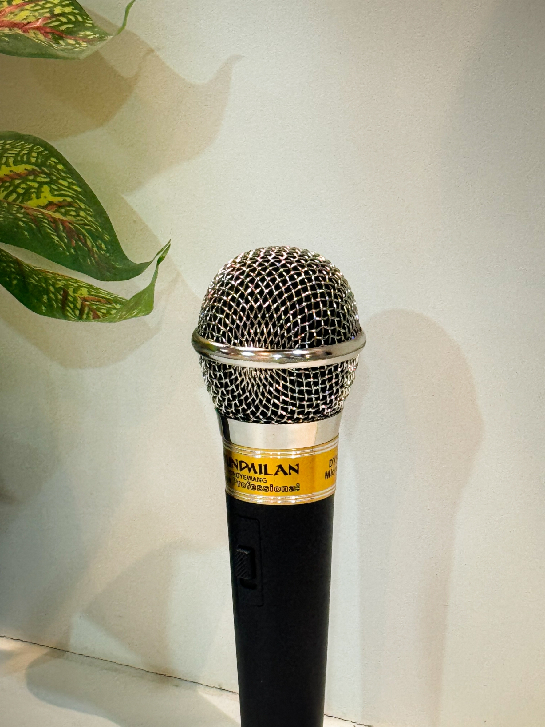 ไมโครโฟน Sound Milan ML-5580 ไมค์ วัสดุคุณภาพดี เสียงดี พร้อมสายสัญญาณ