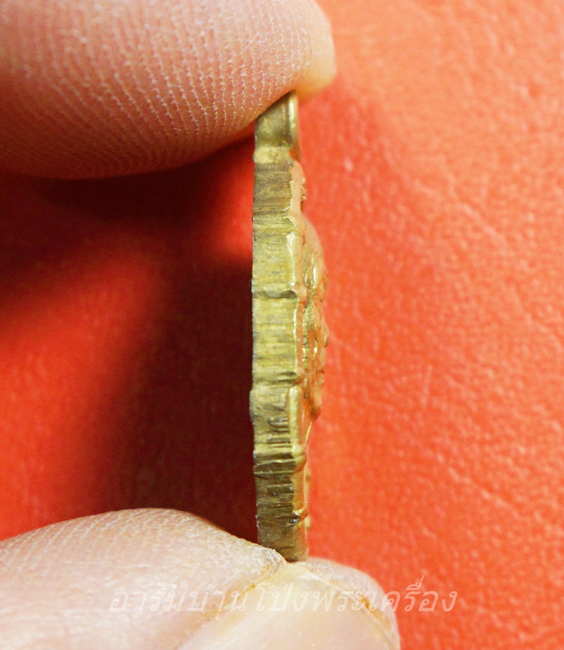 หลวงพ่อหวล วัดชาวเหนือ เม็ดแตง ปี๒๕๕๘ เนื้อฝาบาตร(องค์ที่2)