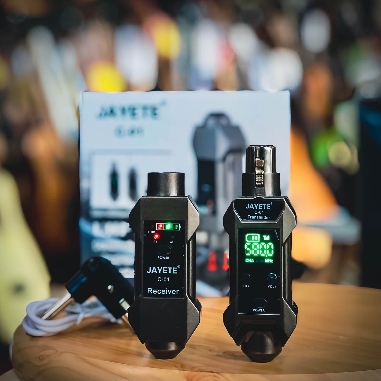 เครื่องส่งสัญญานไมโครโฟนไร้สาย C-01 UHF ตัวรับส่งสัญญาณไมโครโฟนไร้สาย 500~980MHz พร้อมไดนามิก ไวเลส ไวเลสไมโครโฟน