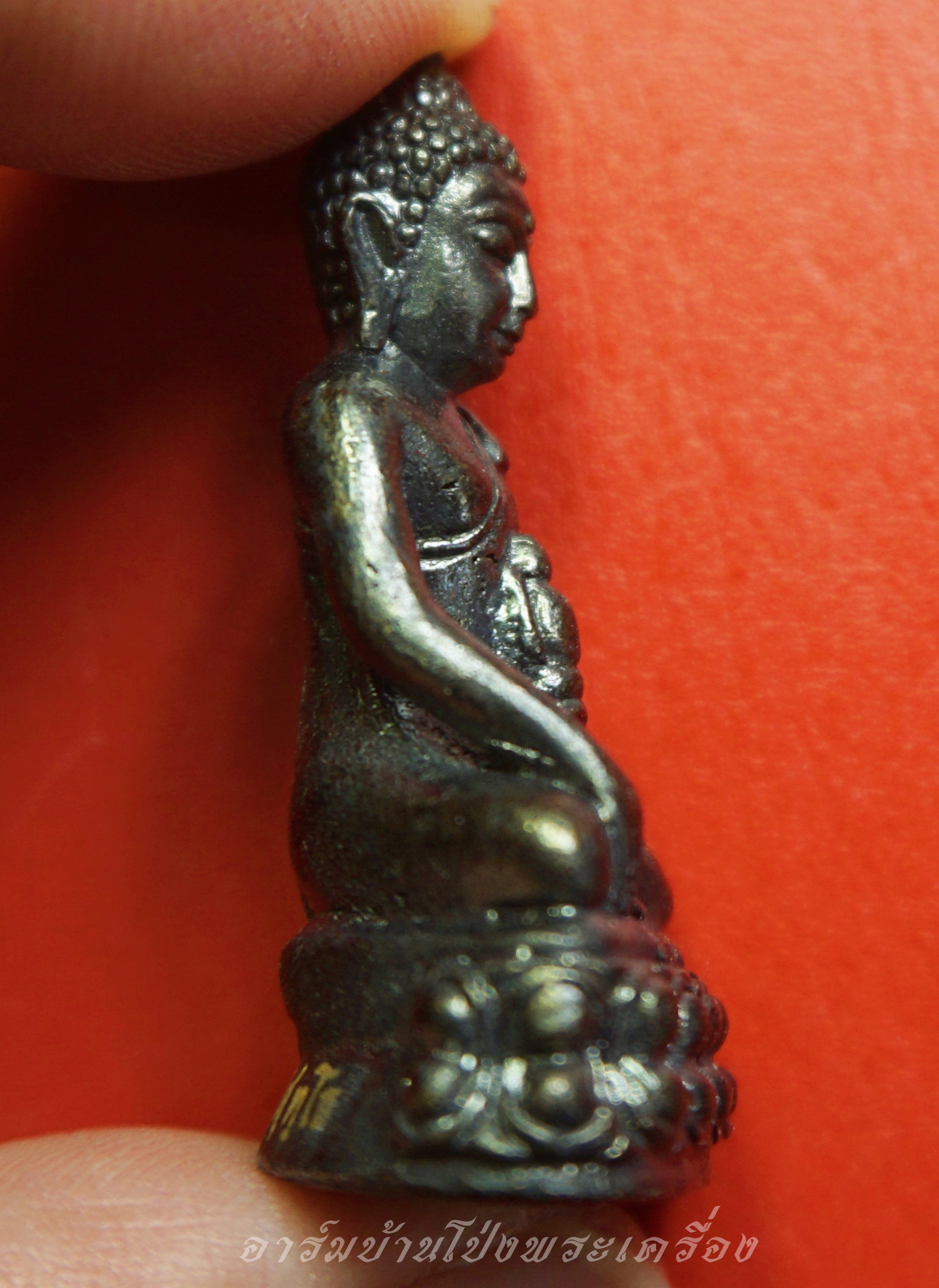 หลวงพ่อคูณ วัดบ้านไร่ พระกริ่งเฉลิมพลปริสุทโธ พีธีพุทธาภิเษก ปี๒๕๕๗ ยิงโค๊ตและหมายเลข๒๐๖๕๐(องค์ที่1)