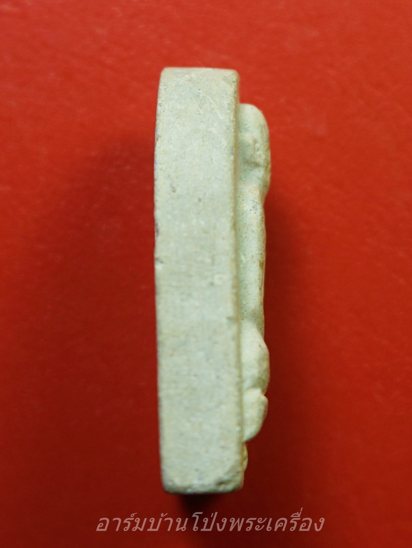 หลวงพ่อแพ วัดพิกุลทอง พระผง พิมพ์เล็บมือ(องค์ที่1)