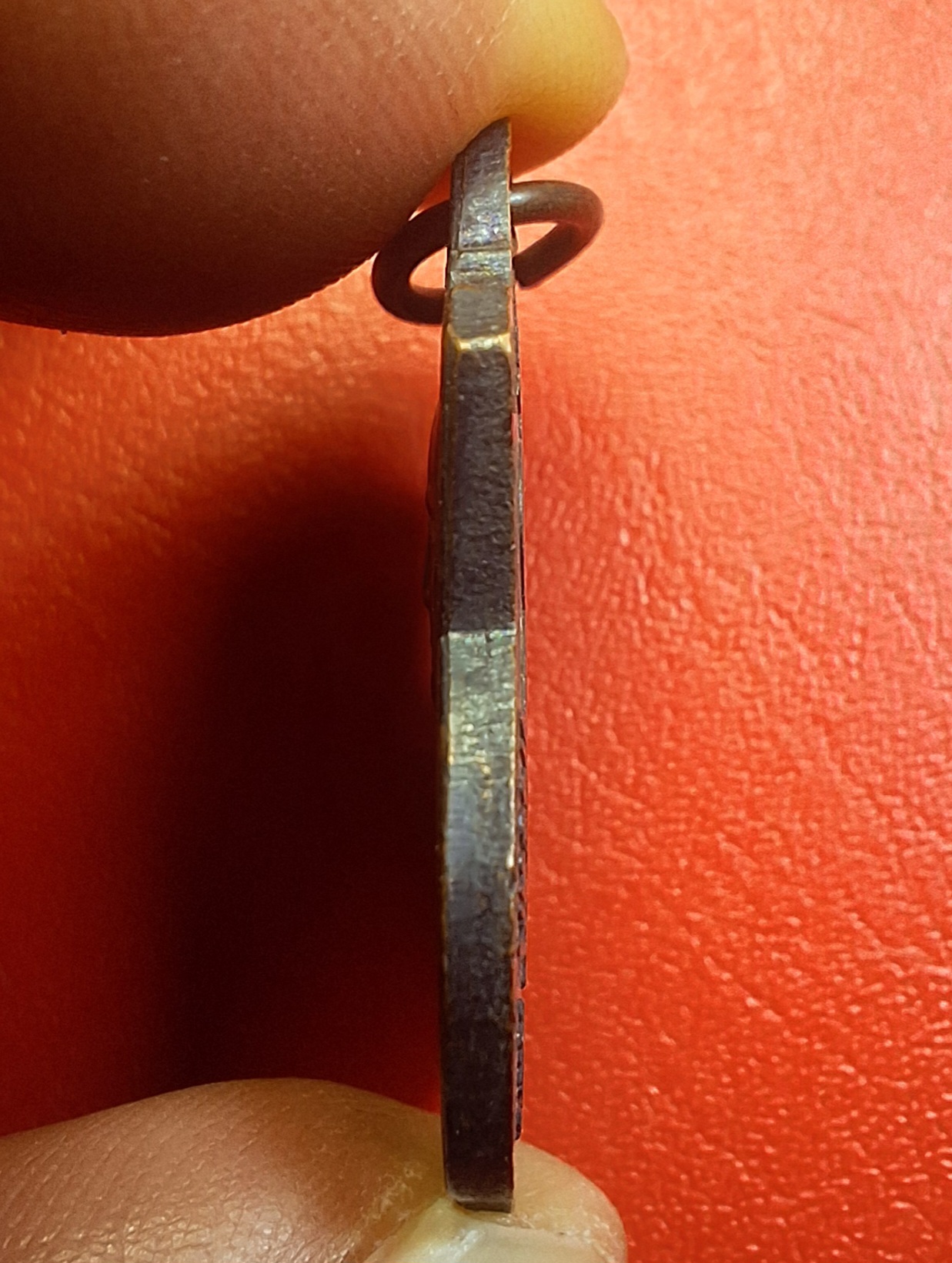 พระครูรัตนธรรมากร (ไสว) วัดใหญ่โพธิ์หัก ทำบุญอายุ๗๐ปี ปี๒๕๓๐ เนื้อทองแดงรมดำ(องค์ที่2)