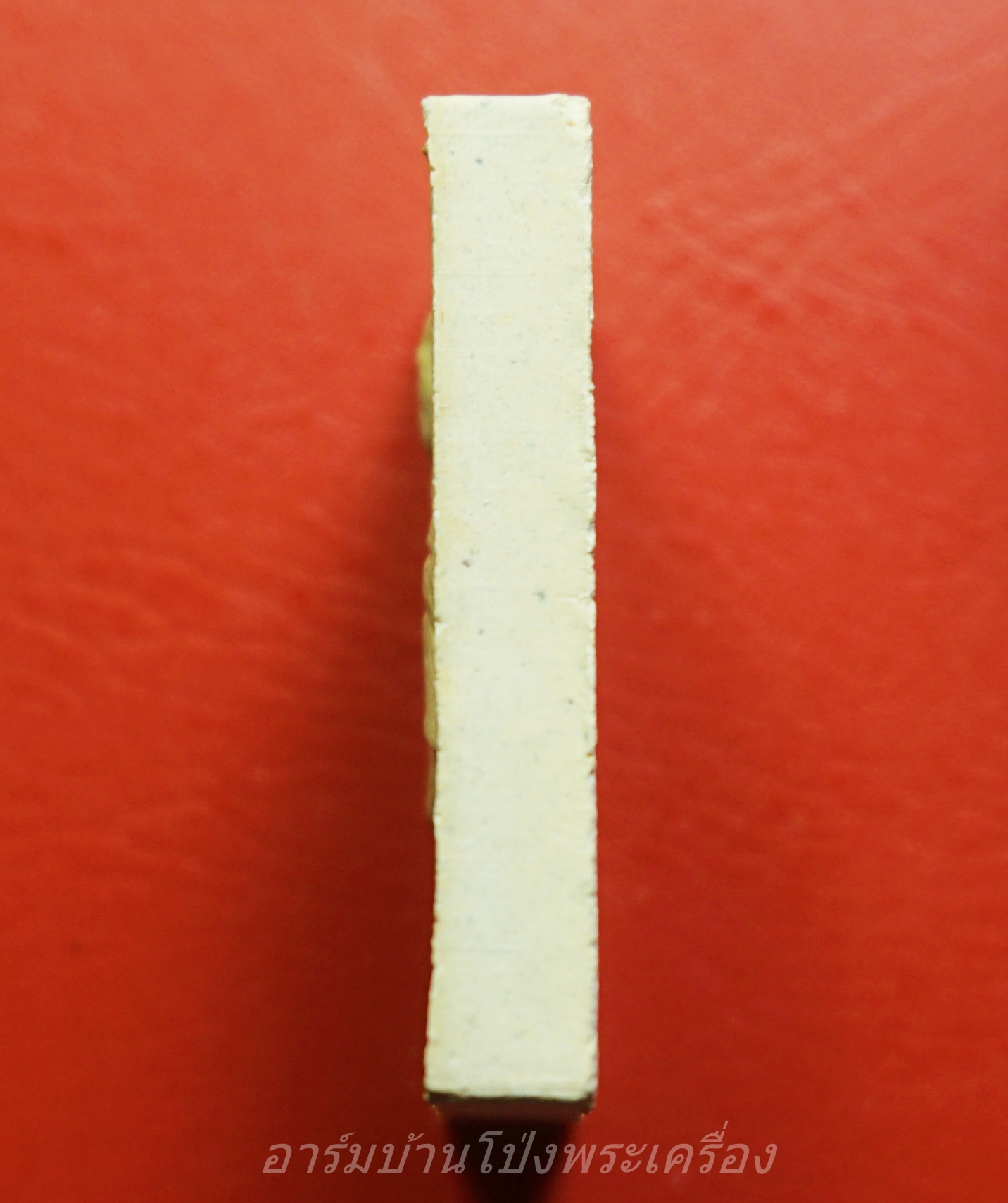 หลวงพ่อคูณ วัดบ้่นไร่ รุ่นกูทำเอง สิริมงคล แซยิด๗๑ เนื้อผง ฝังตะกรุด(องค์ที่1)