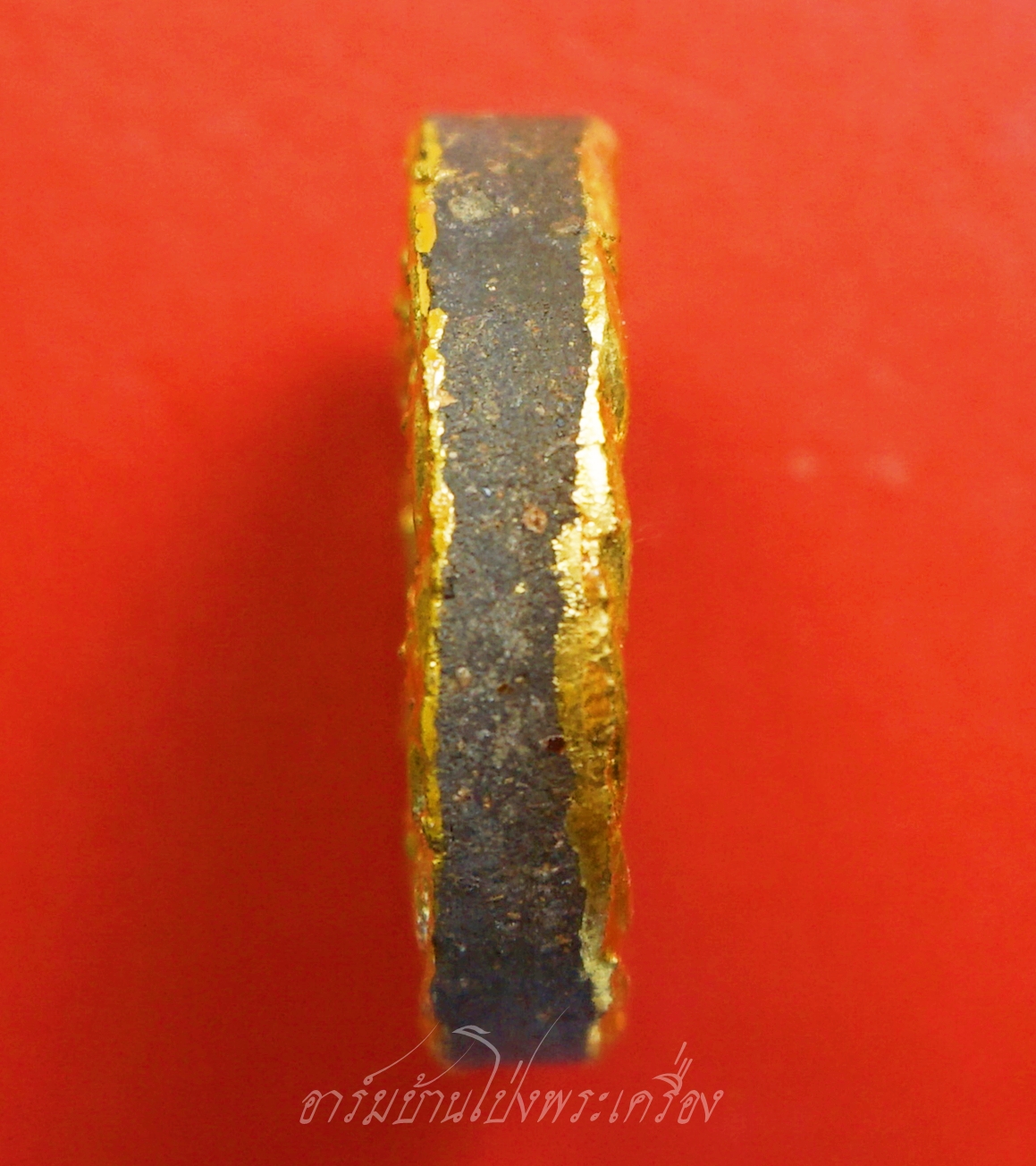 หลวงปู่ทวด จตุคาร-รามเทพ วัดห้วยมงคล รุ่นปาฎิหาร เนื้อผงสีน้ำตาลปัดทอง(องค์ที่1)