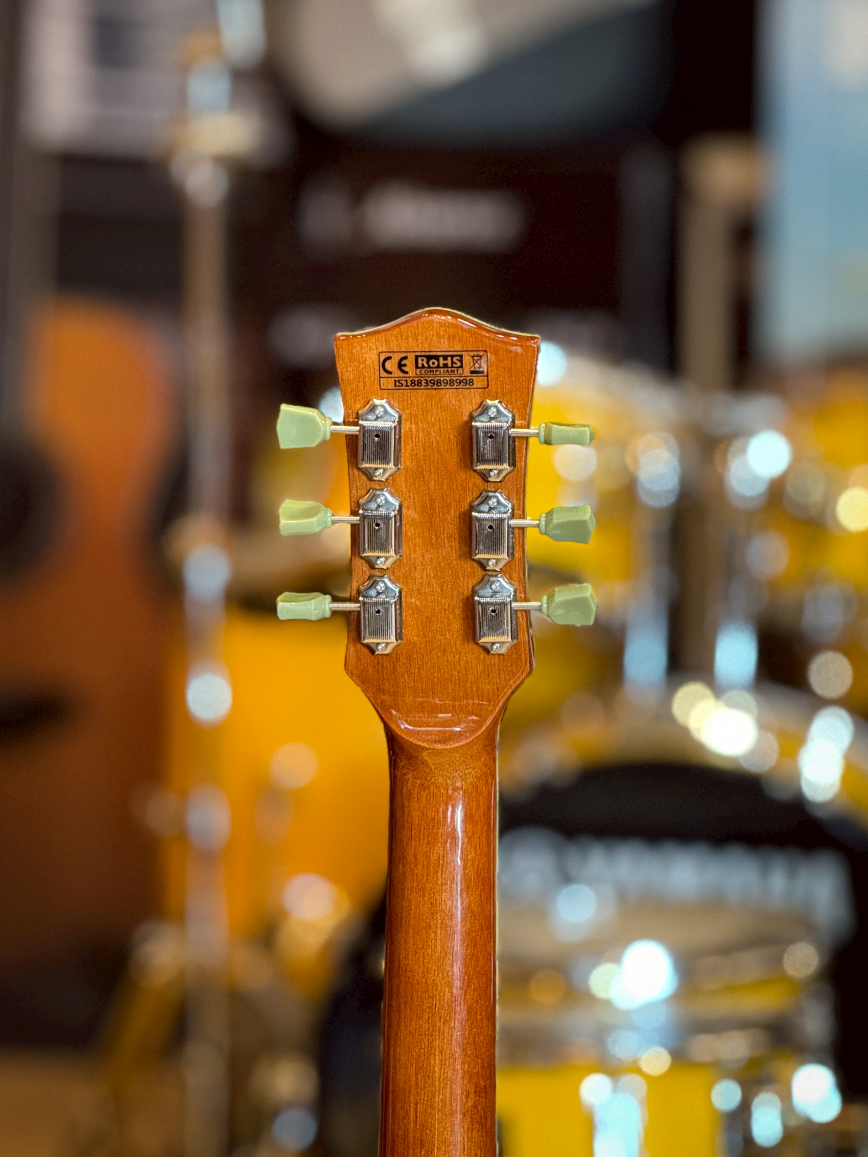 กีตาร์โปร่งไฟฟ้า Gusta JG10E II ขนาดจัมโบ้ 42 นิ้ว เสียง กังวาน หางเสียงยาว ภาคไฟฟ้า Gusta GT-18