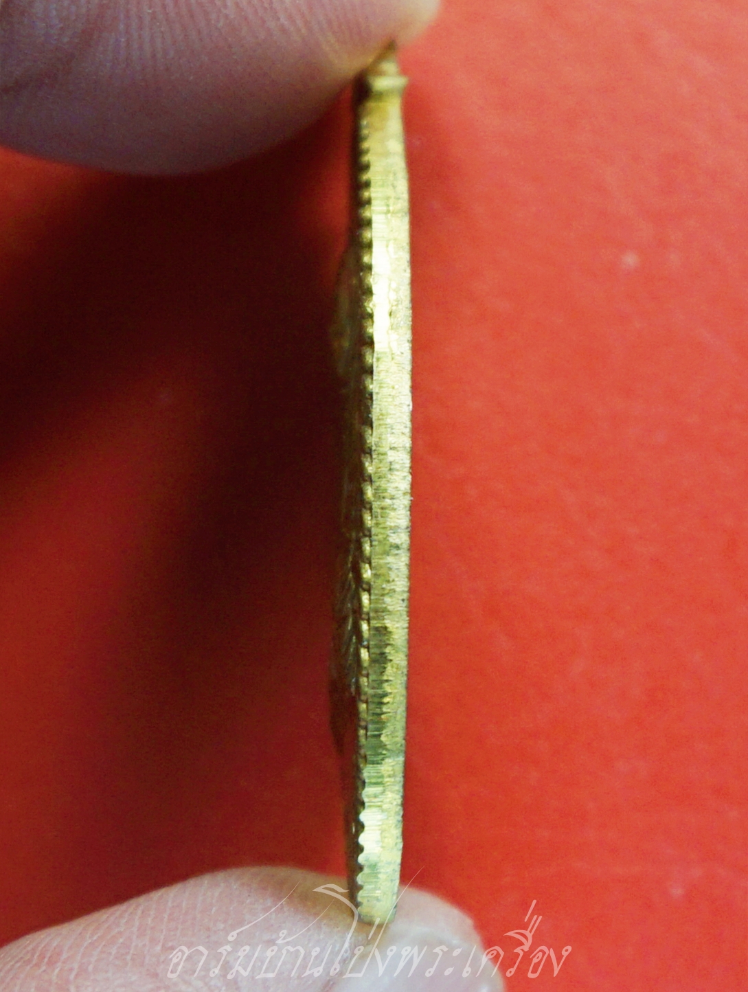 หลวงปู่แผ้ว วัดหนองพงนก หนุนดวง เนื้อฝาบาตร(องค์ที่3)