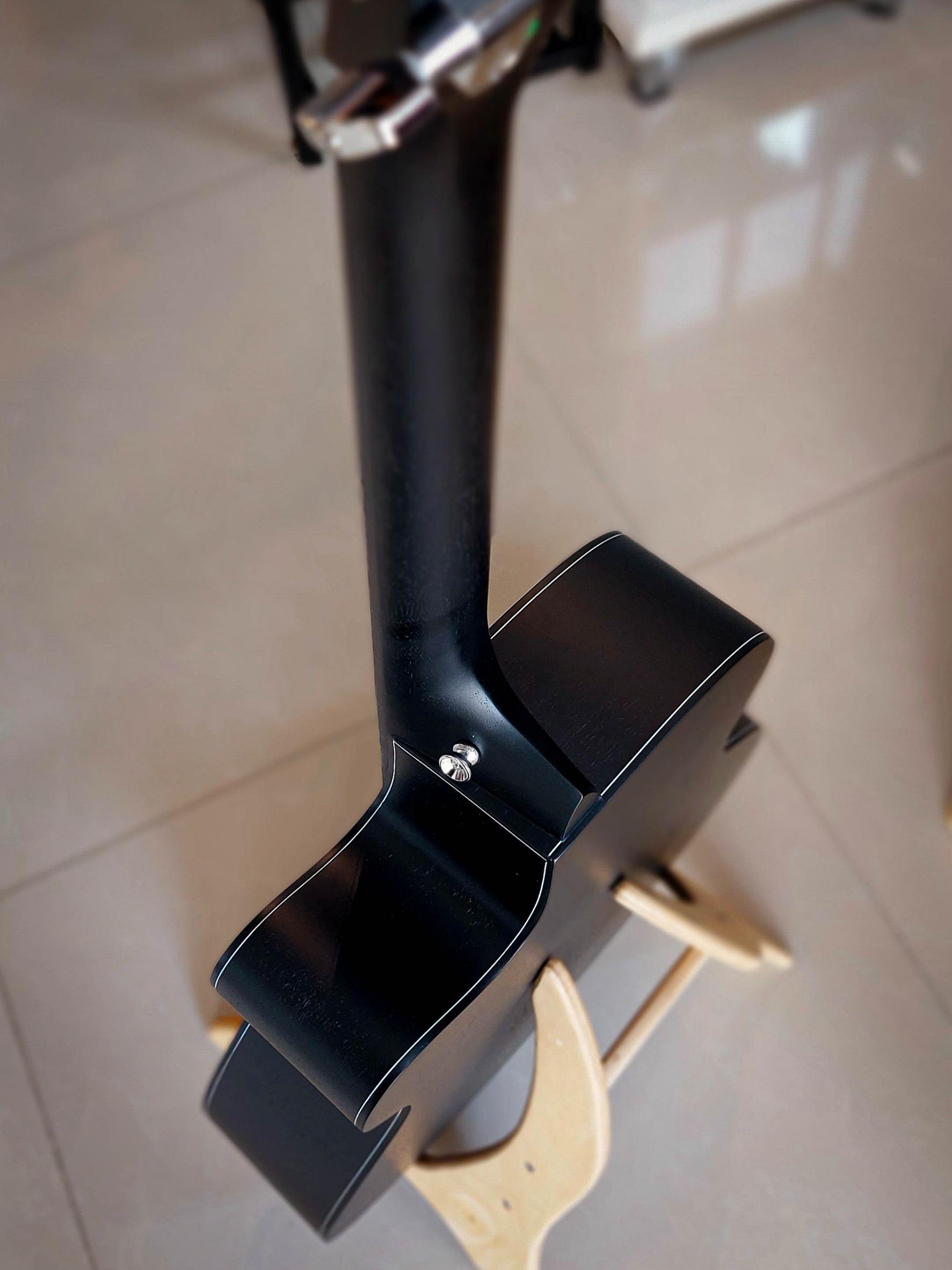 Mantic GT1-AC กีต้าร์โปร่ง 40 นิ้ว สีดำ รุ่นยอดนิยม ฟรี กระเป๋าNami ปิ๊ก4อัน ใบคอร์ด ประแจ