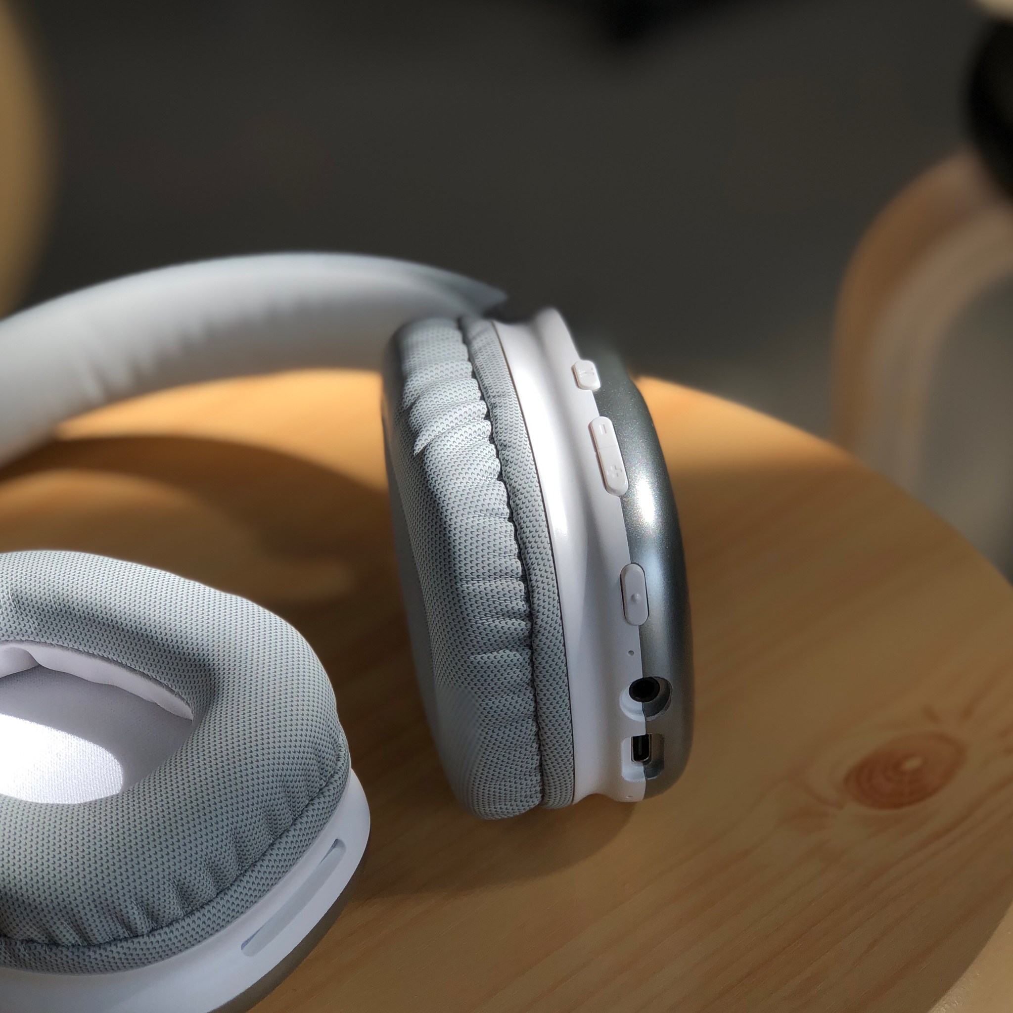 [ส่งด่วน🚚] 🔥 หูฟังครอบหู HOCO W35 มีบลูทูธ หูฟัง ไร้สาย หูฟังเฮดโฟน เสียงดี เบสนุ่ม ใช้ต่อเนื่องได้ถึง 40 ชม. ✅รับประกันสินค้าคุณภาพ