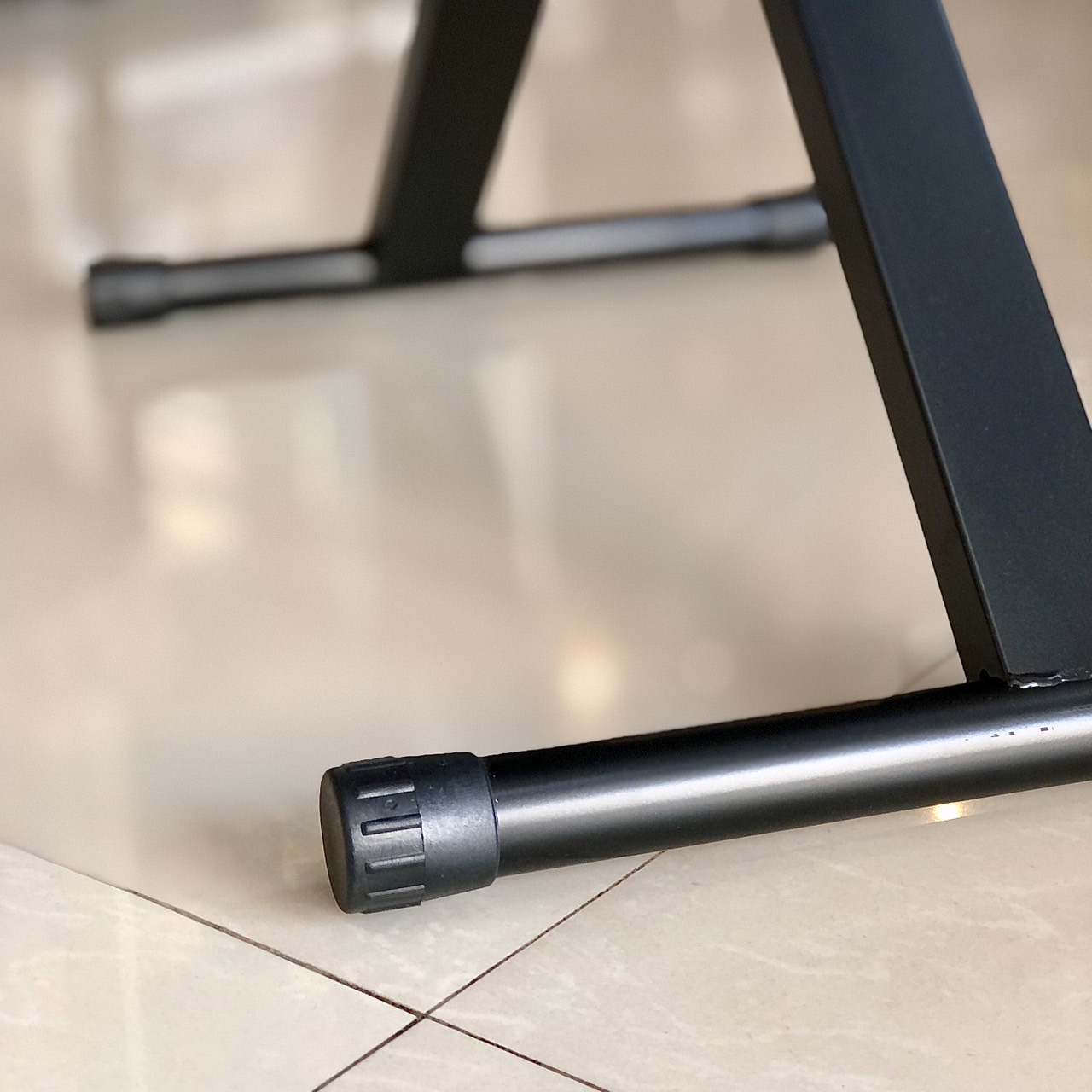 [พร้อมส่ง🚚] BADGER เก้าอี้เปียโน เก้าอี้คีย์บอร์ด เก้าอี้ปรับระดับได้ เก้าอี้ ขาทำจากเหล็ก เบาะหุ้มหนัง / มีปลายทาง