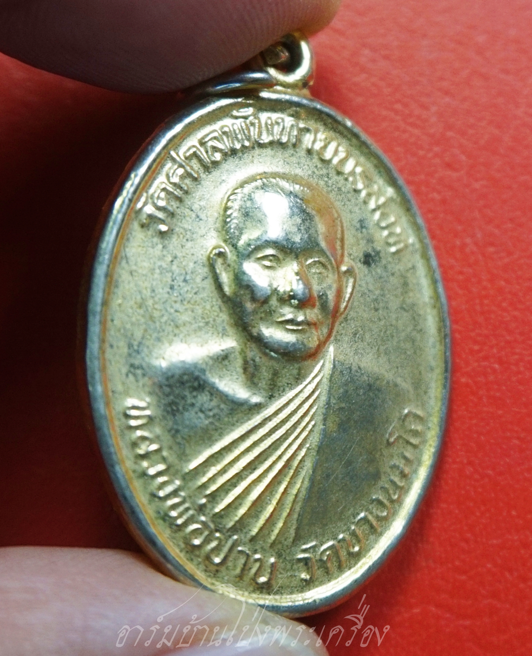 หลวงพ่อปาน วัดบางนมโค ออกวัดศาลพันท้ายนรสิงห์ หลังพรพุทธ ปี๒๕๕๖ เนื้อกะไหล่ทอง(องค์ที่1)