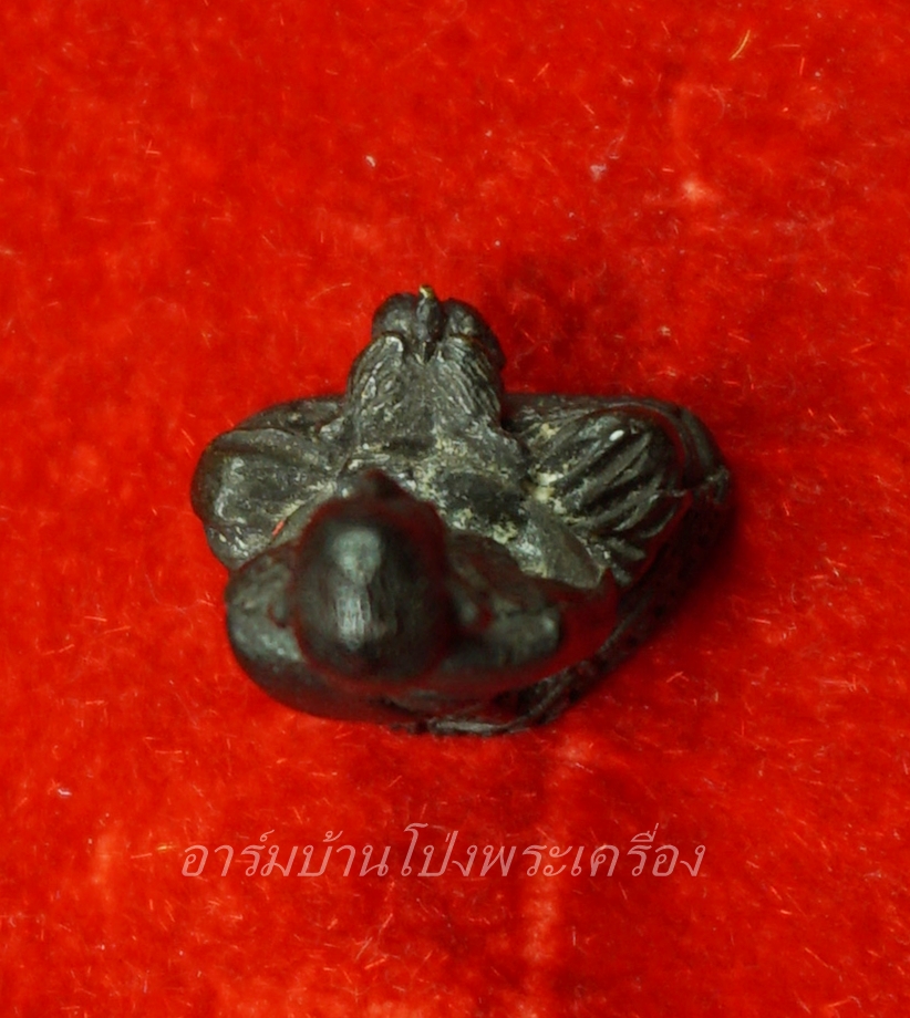 หลวงพ่อคิ้ม วัดหนองเสือ รูปหล่อ หน้าเสือ รุ่น๑(องค์ที่1)