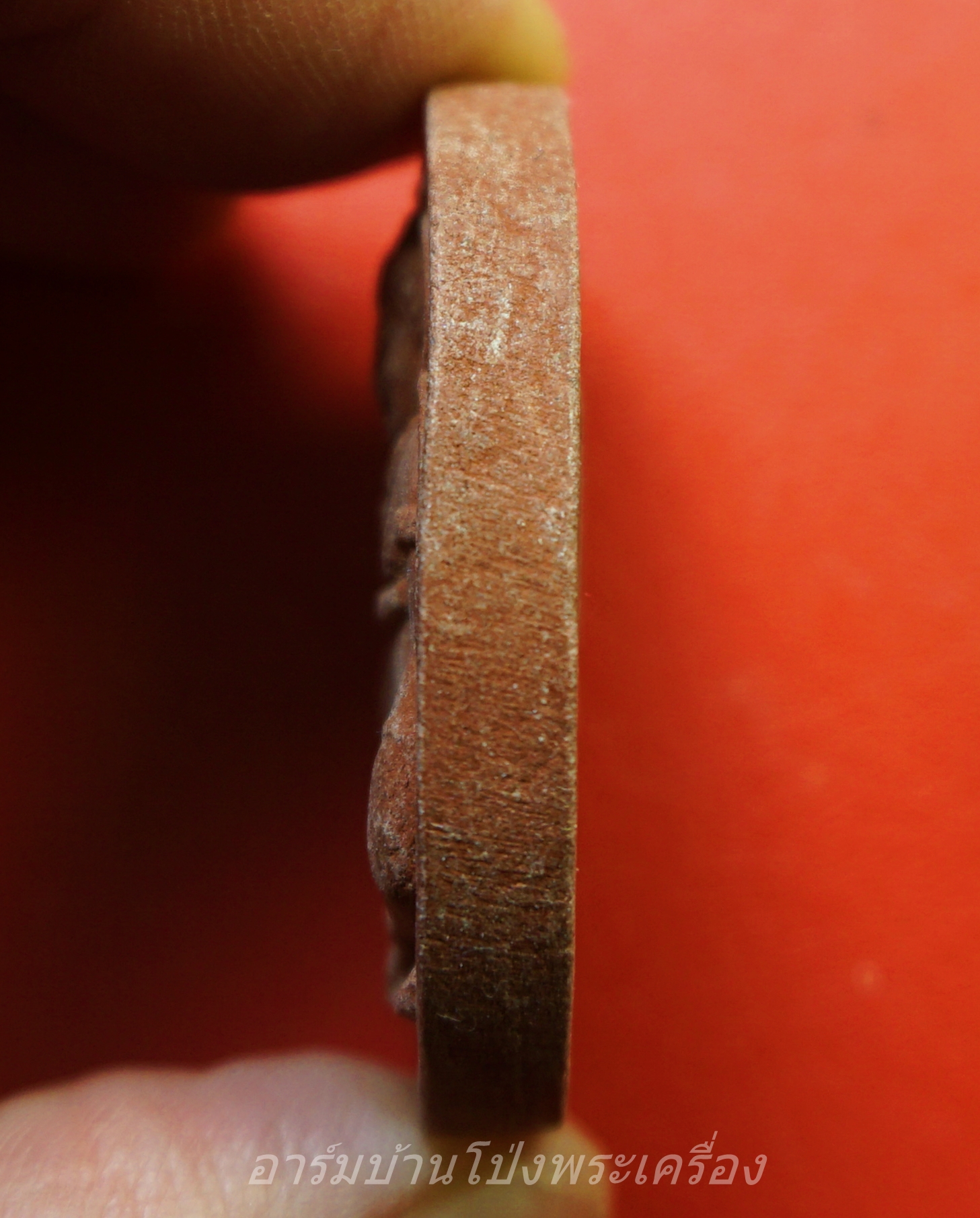 หลวงปู่สรวง เทวดาเล่นดิน หลังท้าวกุเวณ เนื้อผง ปี๒๕๑๙(องค์ที่1)