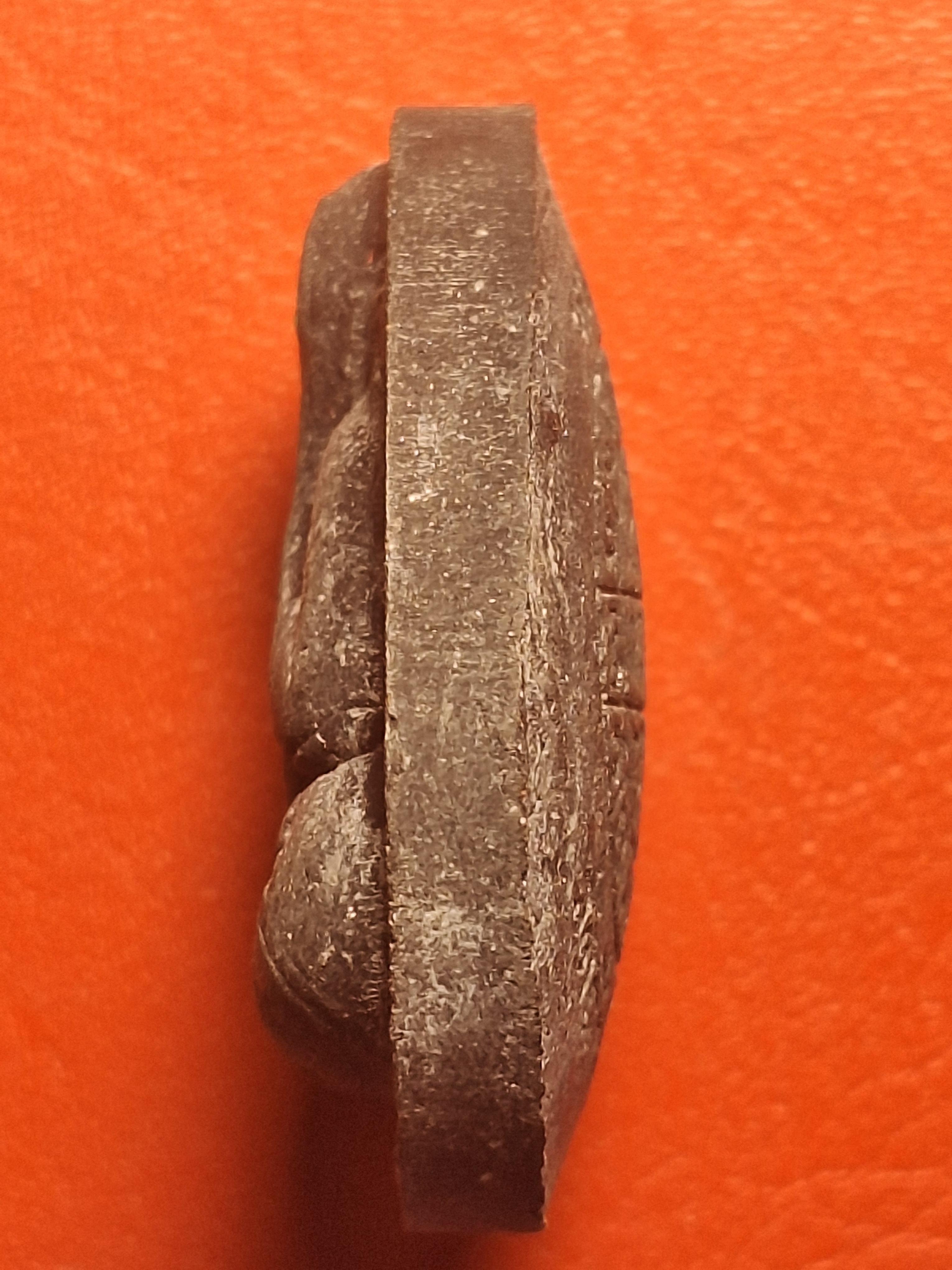 หลวงปู่โต๊ะ วัดประดู่ฉิมพลี ออกวัดถ้ำสิงโตทอง ๑๒๙ปี รุ่นหลวงปู่ใหญ่ พิมพ์ใหญ่ เนื้อผงสีดำ(องค์ที่1)