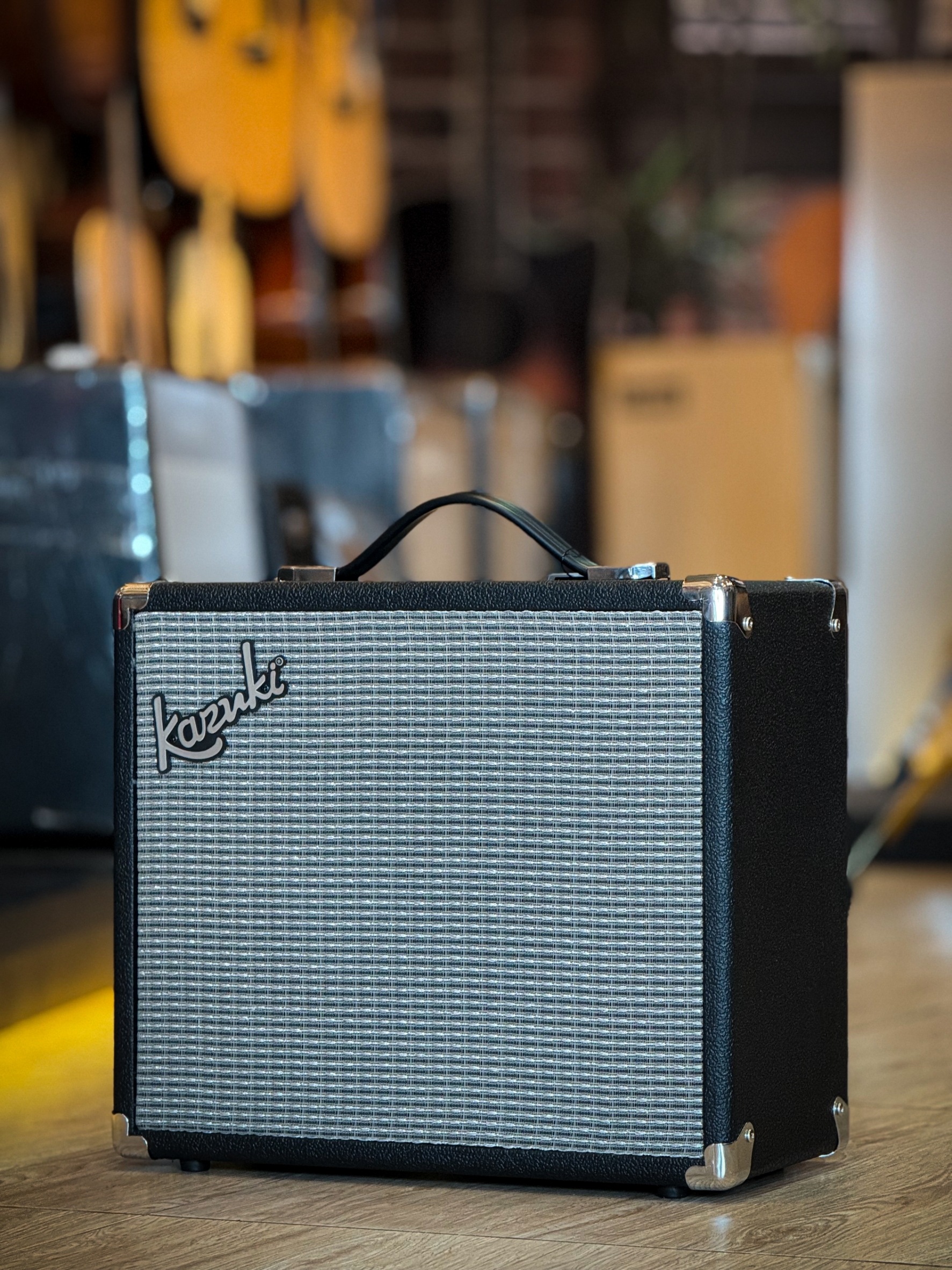 BLUETOOTH Bass Amp ตู้แอมป์เบส Kazuki KB-25 แอมป์เบส 25 วัตร์ ตู้แอมป์เบสไฟฟ้า Kazuki ขนาดพกพาสะดวก