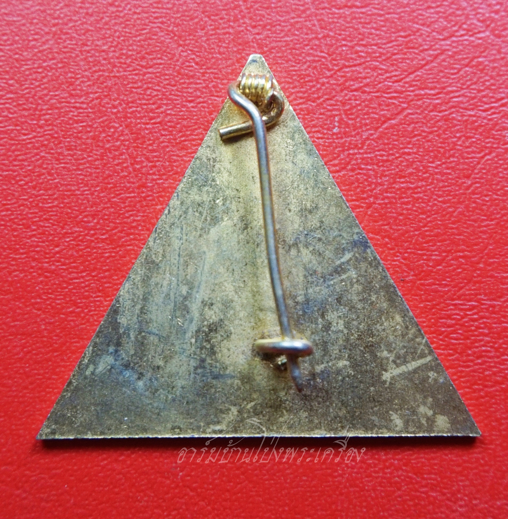 เข็มกลัด ลงยา ชาติ ศาสน์ กษัตริย์ ยามศึกเรารบ ยามสงบเราพัฒนา(องค์ที่1)