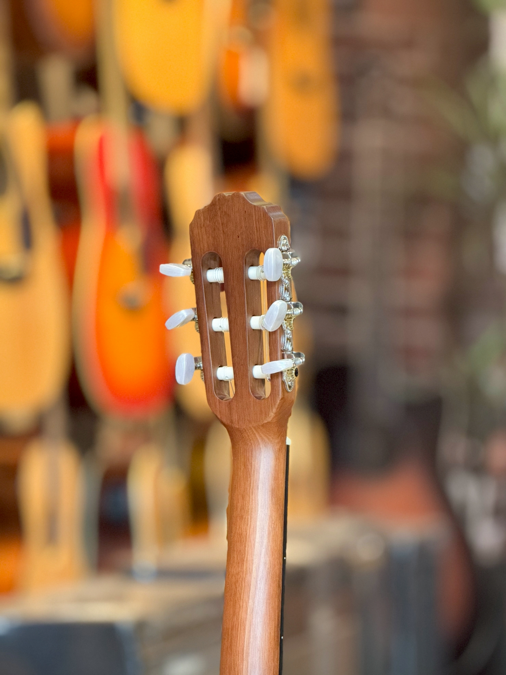 กีตาร์คลาสสิค Fender FA-25N 3/4 Size Nylon String มีเหล็กขันคอ พร้อม ประแจขันคอ