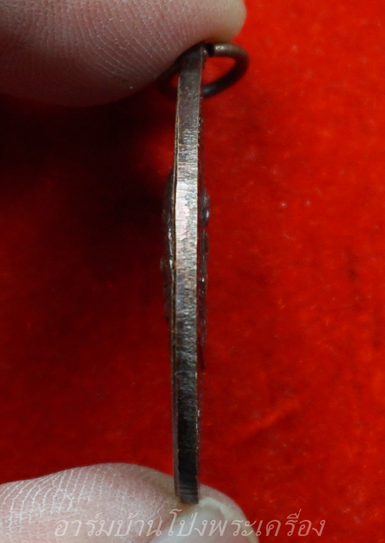 หลวงพ่อปาน วัดดอนเสลา รุ่นแรก ปี๑๙ เนื้อทองแดงผิวไฟ(องค์ที่3)