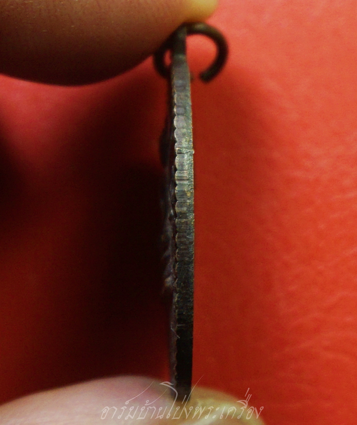 เหรียญพระวิษณุกรรม สถาบันเทคโนโลยีราชมงคล วิทยาเขตนนทบุรี ครบรอบ๕๓ปี เนื้อทองแดงรมดำ(องค์ที่1)