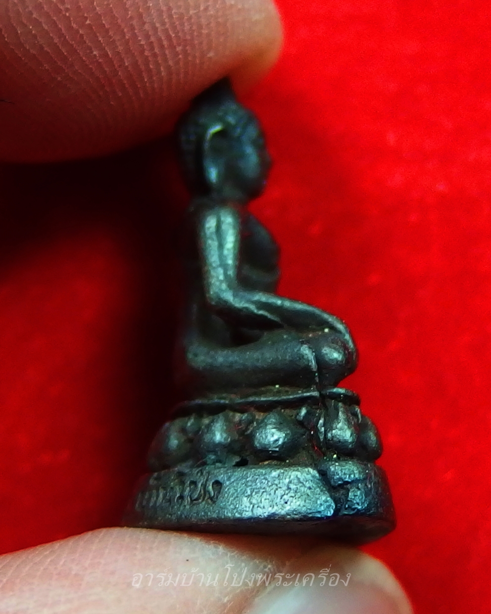 หลวงพ่อพุทธอาคม หลวงพ่อคิ้ม วัดหนองเสือ รุ่นคุ้มภัย(องค์ที่1)