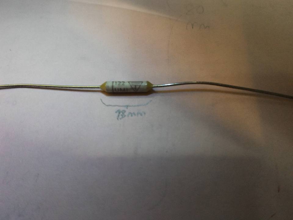 เทอร์โมฟิวส์115c2A 250VAC(ThermoFuse)12A 250VAC15c องศาc ตัวพลาสติกทรงนอนเหมือนตัวR