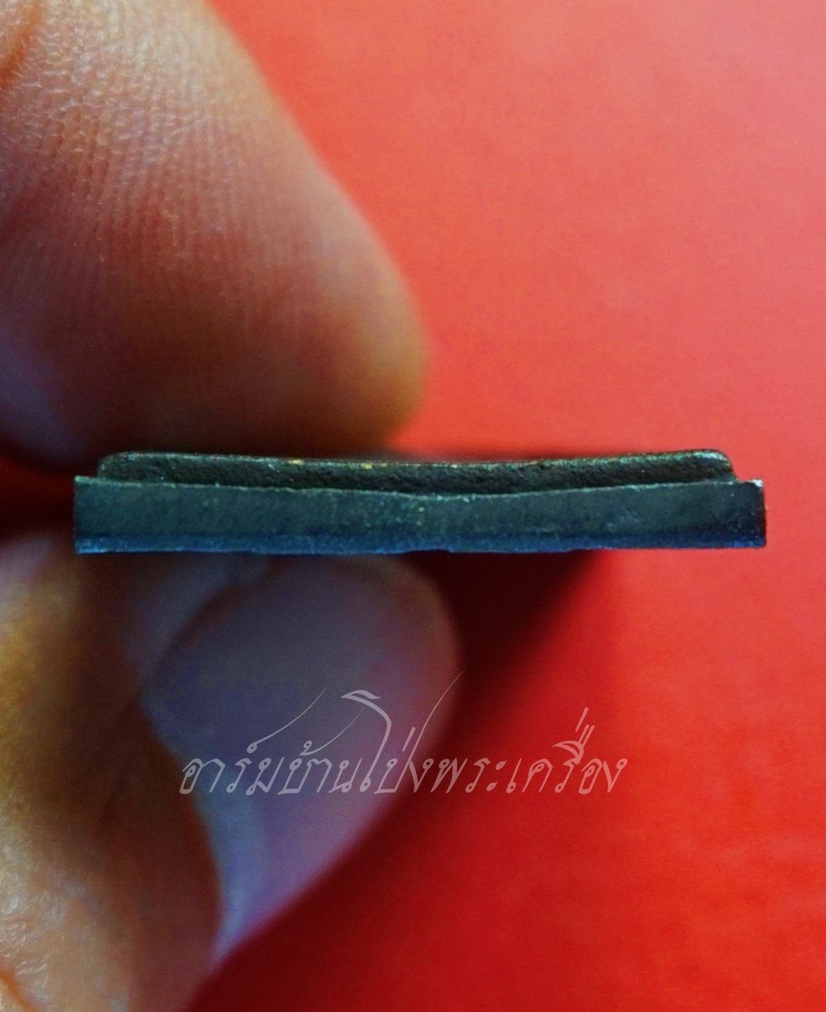 หลวงพ่อคูณ วัดบ้านไร่ สมเด็จ ลาภผล คูณทวี เสาร์๕ ปีระกา ๓๖ เนื้อโลหะ(องค์ที่1)