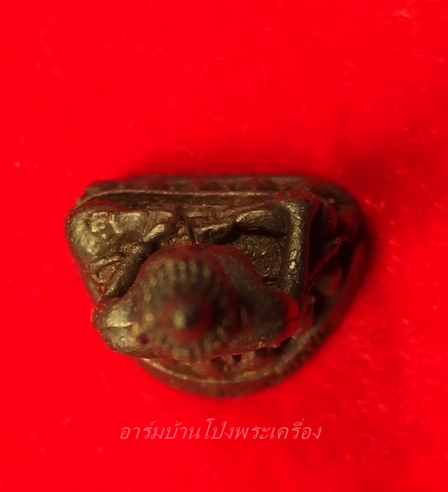 หลวงพ่อพุทธอาคม หลวงพ่อคิ้ม วัดหนองเสือ รุ่นคุ้มภัย(องค์ที่1)