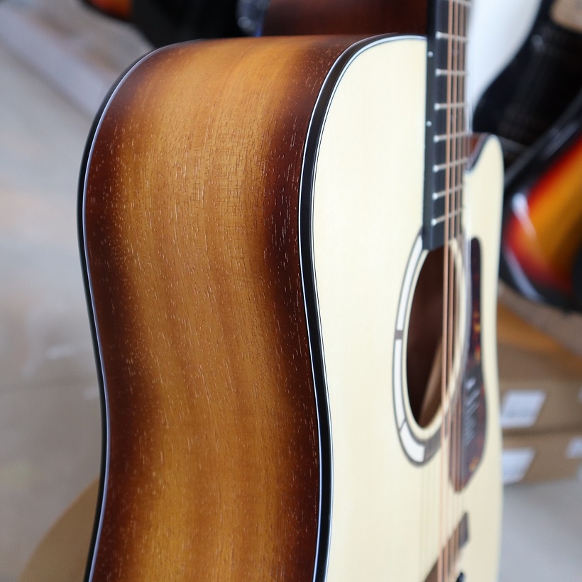 Mantic GT-1DC กีต้าร์โปร่ง ขนาด 41 นิ้ว พร้อม กระเป๋า จูนเนอรื ปิ๊ก