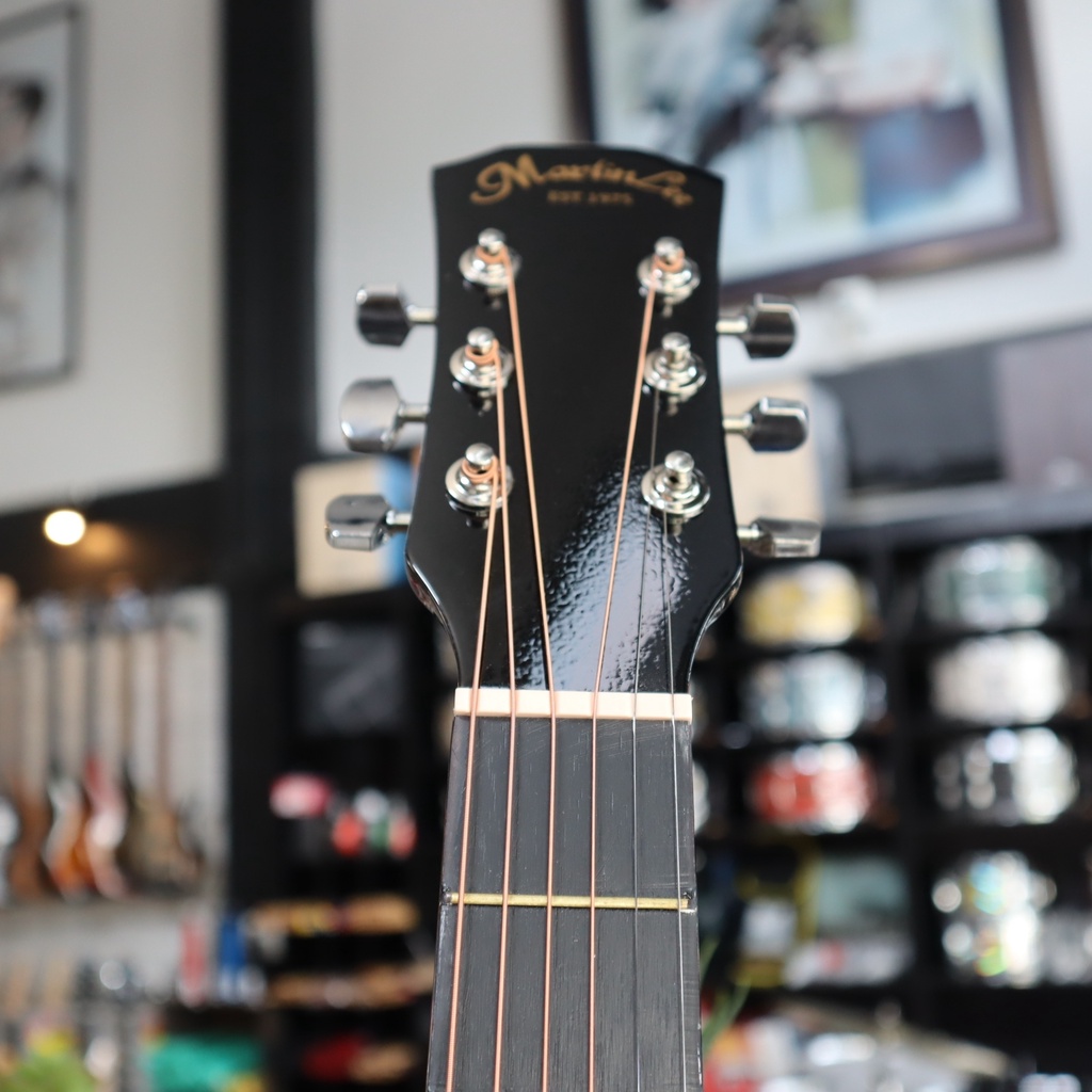 Martin lee กีต้าร์โปร่ง รุ่น ML-38C สีดำ