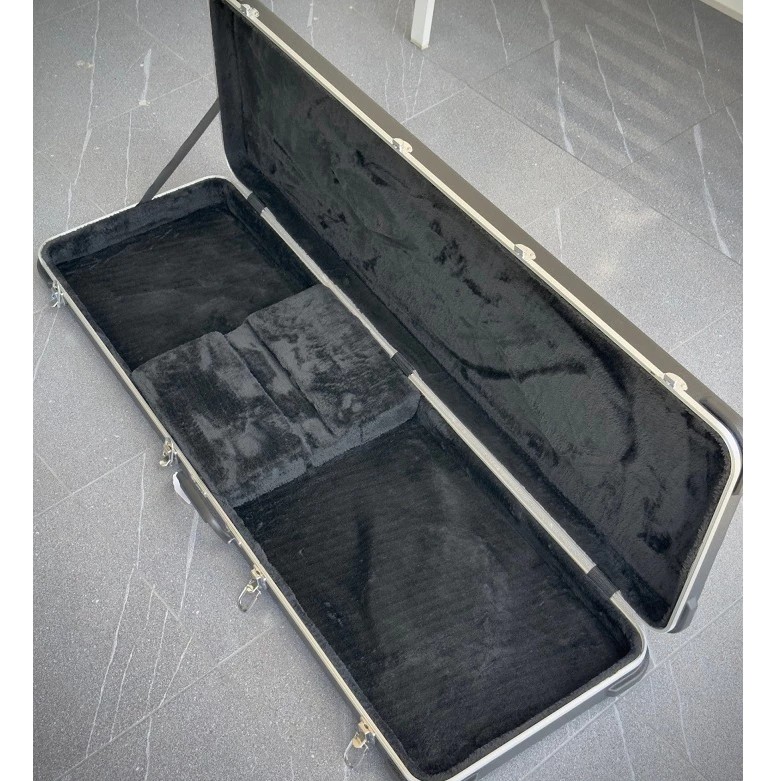 ฮาร์ดเคสเบสไฟฟ้า รุ่น BC-501 Hard Case สีดำ พรมดำ ป้องกันการกระแทก สี่เหลี่ยม (คาร์บอน)