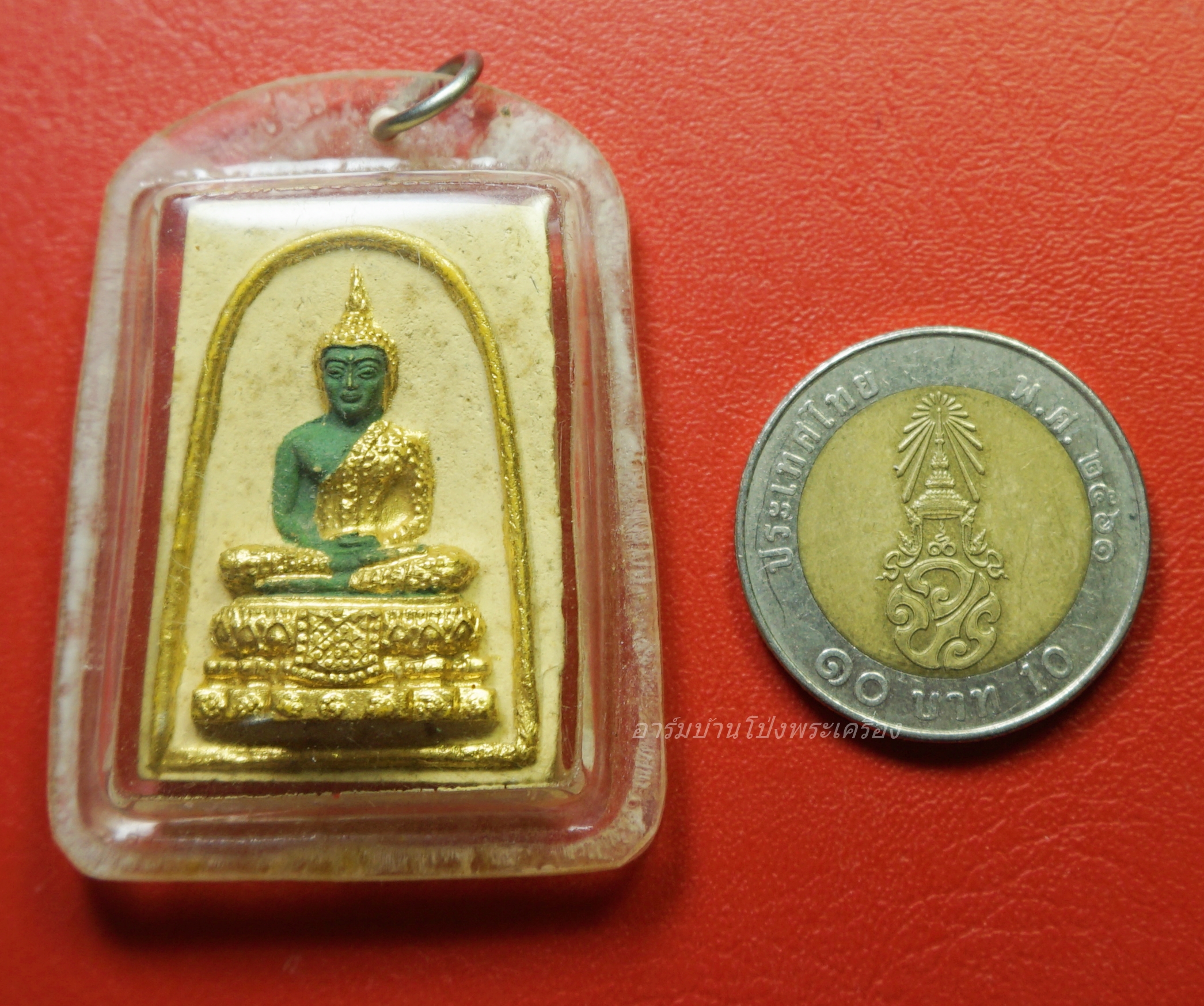 พระแก้วมรกต หลวงพ่อเล็ก วัดป่าไก่ รุ่นแรก เนื้อผง หลังยันต์ห้า เลี่ยมเดิม(องค์ที่1)