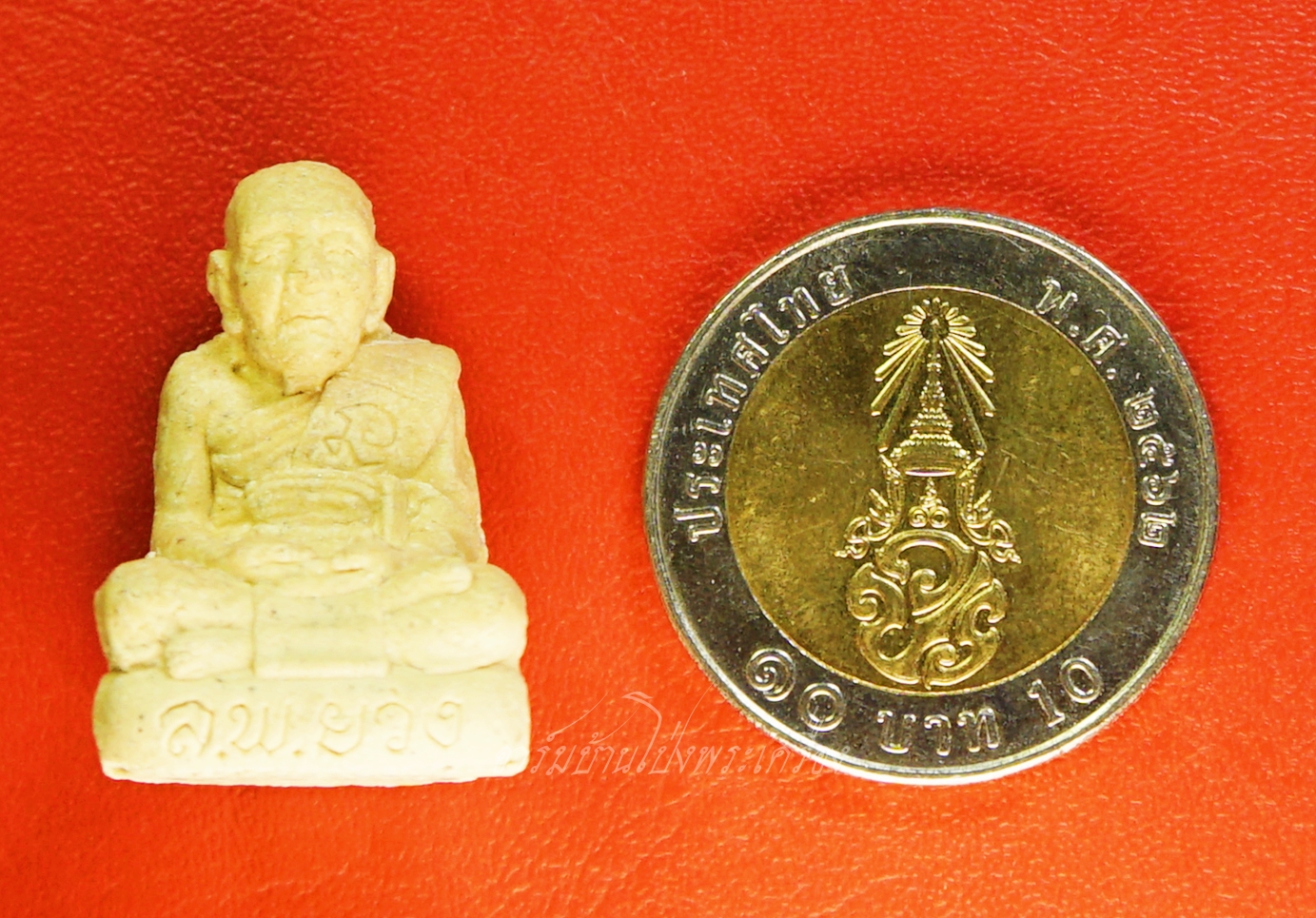 หลวงพ่อยวง วัดโพธิ์ศรี รูปหล่อ อายุ๗๖ปี เนื้อผง(องค์ที่1)