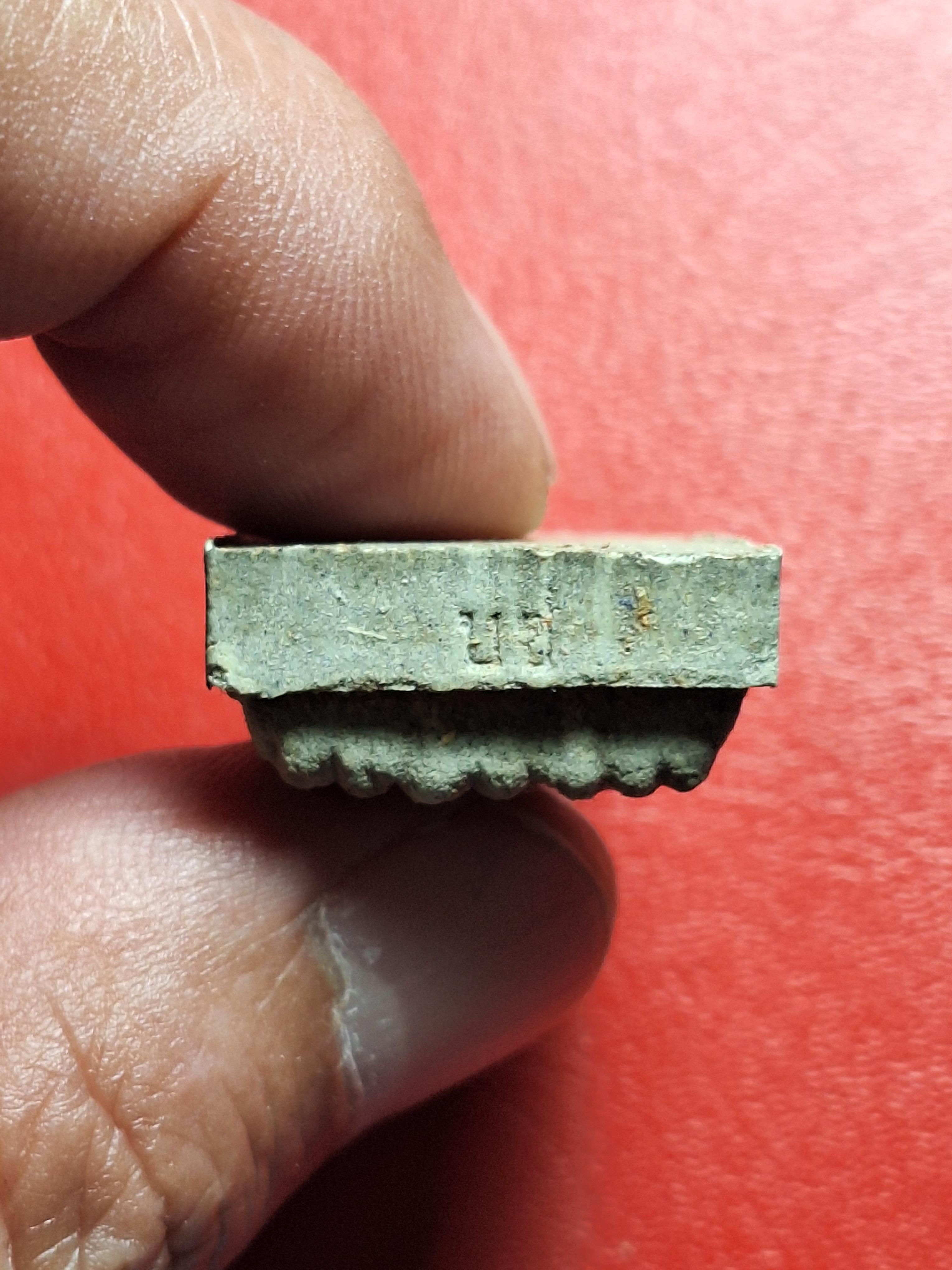 หลวงปู่ทวด วัดยางหัก พร้อมกล่องเดิม(องค์ที่1)