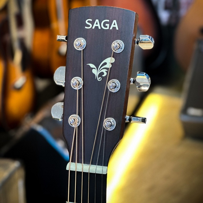 กีต้าร์โปร่ง SAGA รุ่น SF-700CR ขนาด 41 นิ้ว หน้าไม้แท้ ทัชชิ่งจับง่าย ✅ พร้อมของแถมสุดคุ้ม