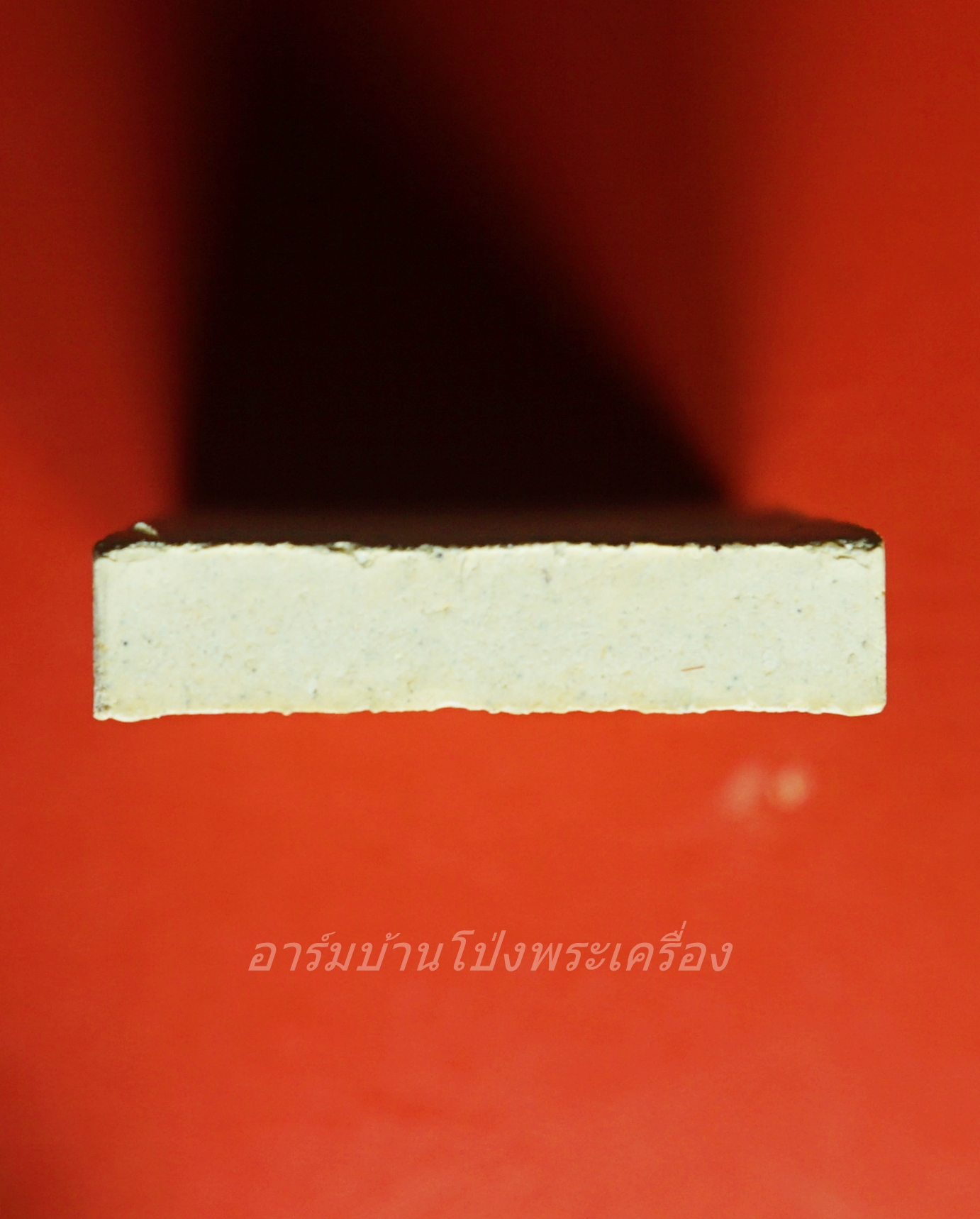 หลวงพ่อคูณ วัดบ้่นไร่ รุ่นกูทำเอง สิริมงคล แซยิด๗๑ เนื้อผง ฝังตะกรุด(องค์ที่1)