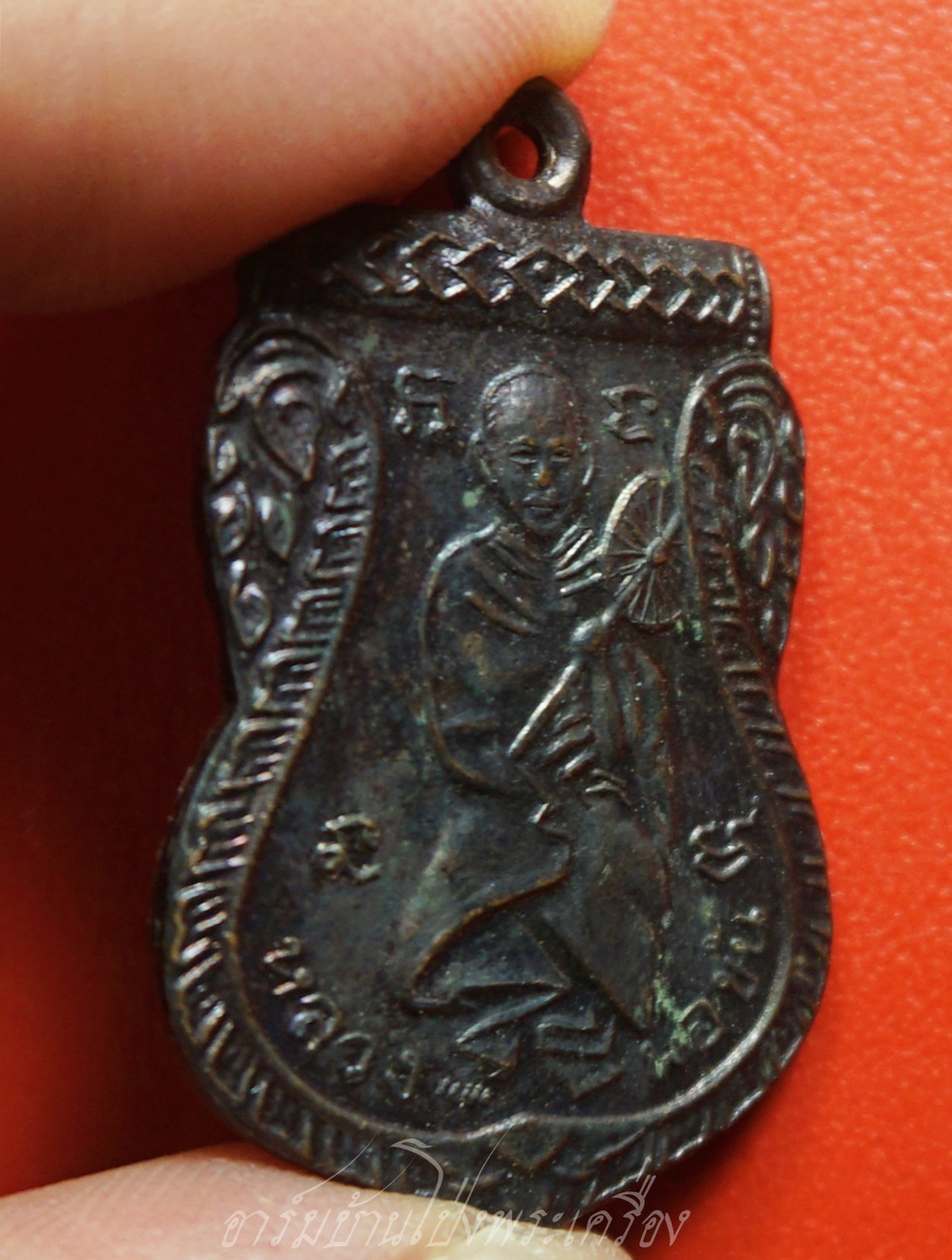 พระครูหัน วัดสระตะโก หลังหลวงพ่อขัน เนื้อทองแดง(องค์ที่3)