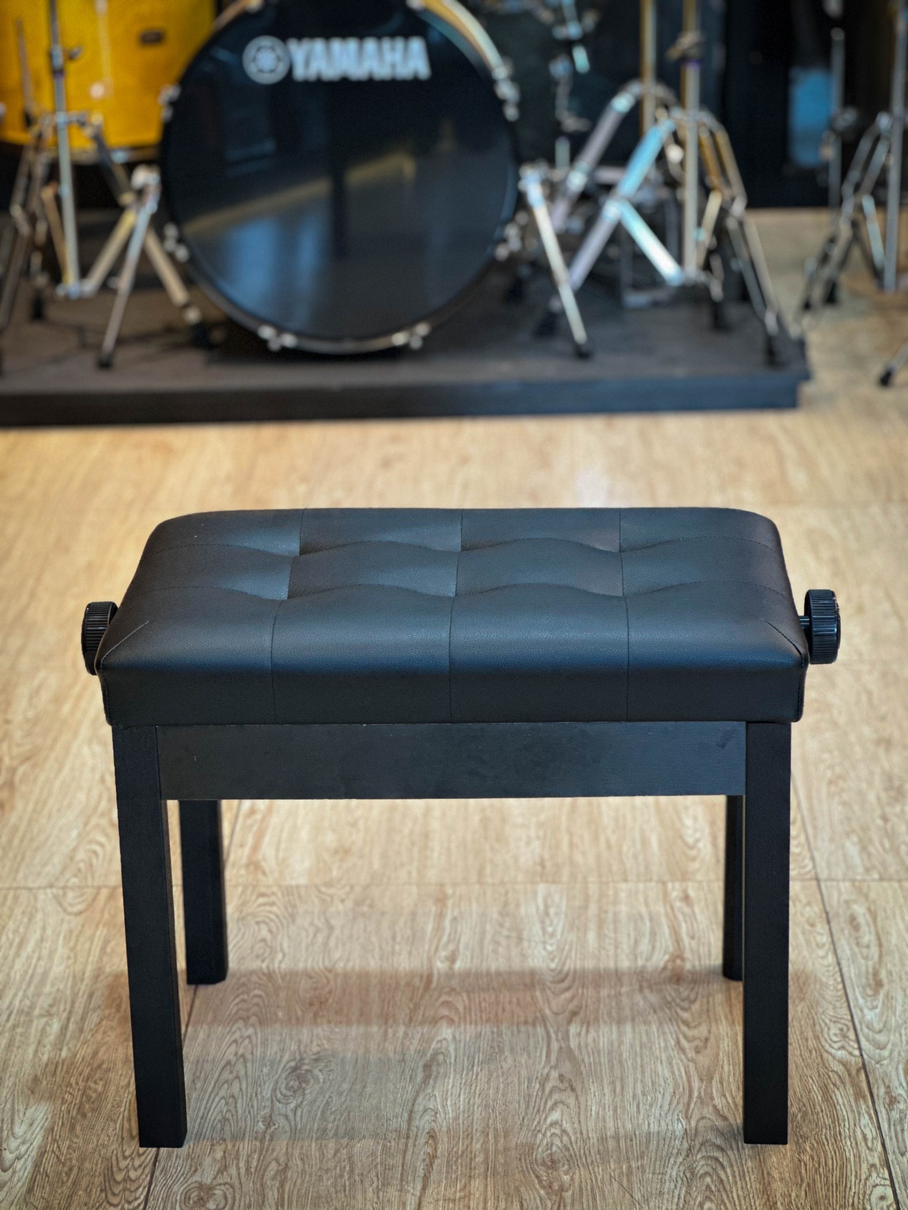 เก้าอี้เปียโน Q-100 สีดำ ปรับความสูงได้ เก้าอี้คีย์บอร์ด เบาะหนานุ่ม แข็งแรง รับน้ำหนักได้ดี