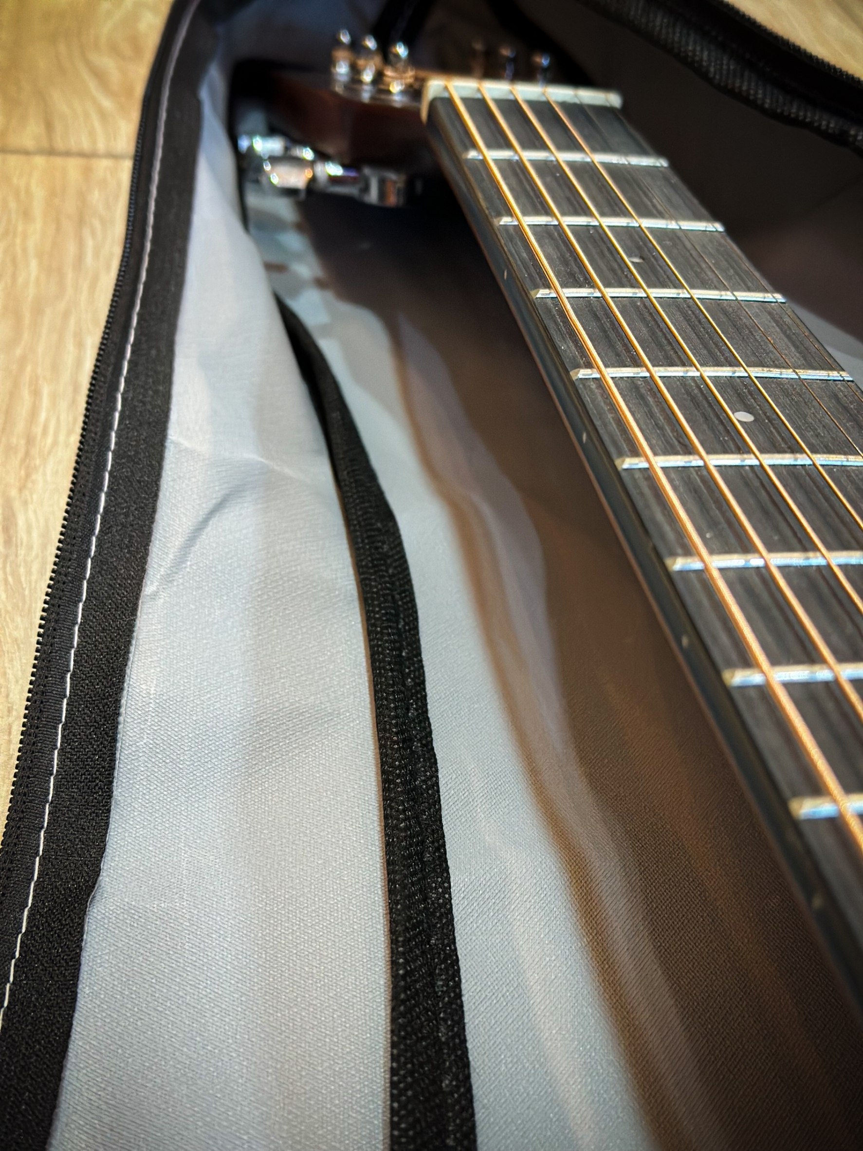 กระเป๋ากีตาร์โปร่ง 36 นิ้ว Nami สีเทา ถุงผ้ากันน้ำ กระเป๋ากีต้าร์ คุณภาพดี มีช่องใส่อุปกรณ์ มีหูหิ้ว